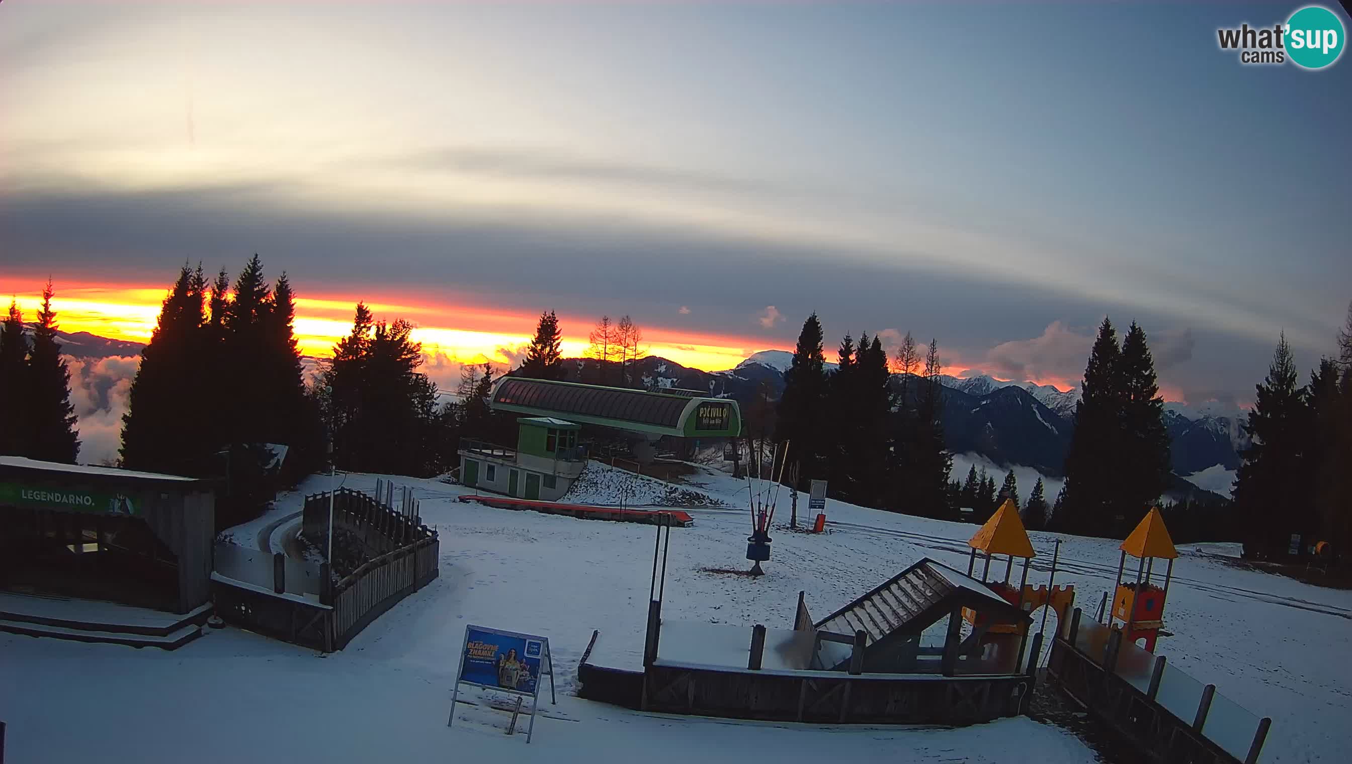 Webcam Počivalo – Alpska Perla | Live View from Cerkno Ski Resort