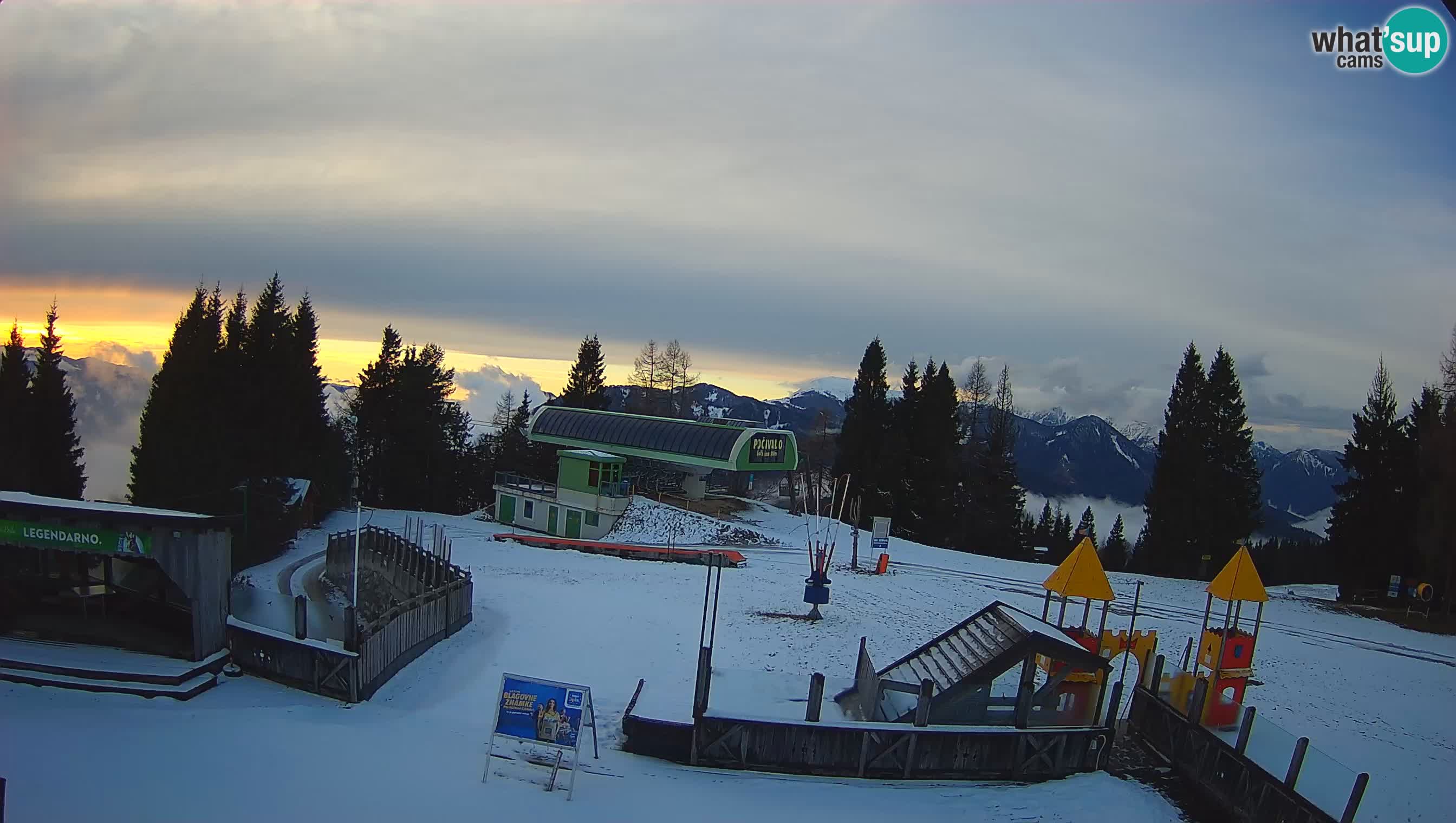 Webcam Počivalo – Alpska Perla | Live View from Cerkno Ski Resort