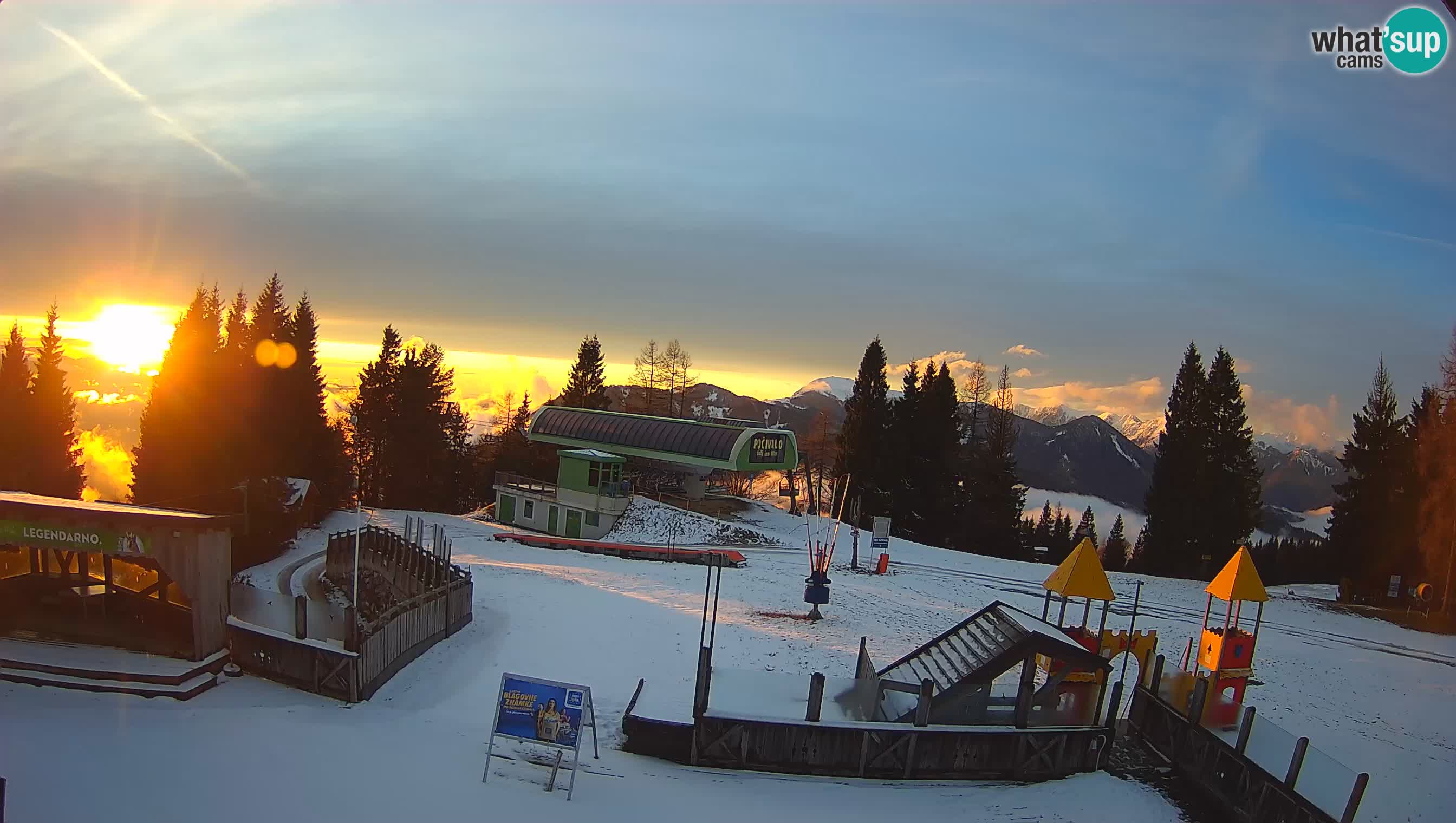Webcam Počivalo – Alpska Perla | Vista live dalla stazione sciistica di Cerkno