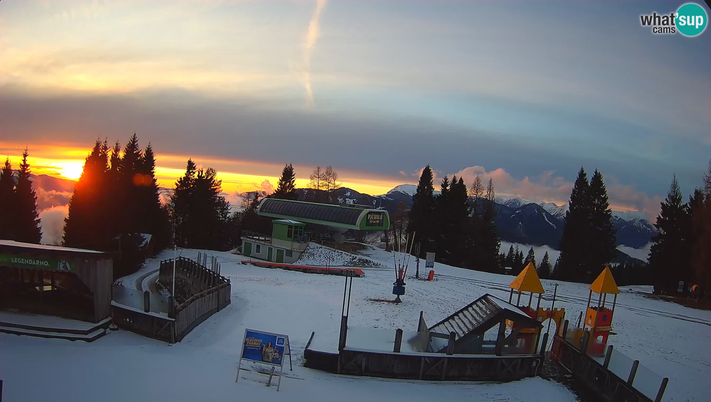 Webcam Počivalo – Alpska Perla | Live View from Cerkno Ski Resort