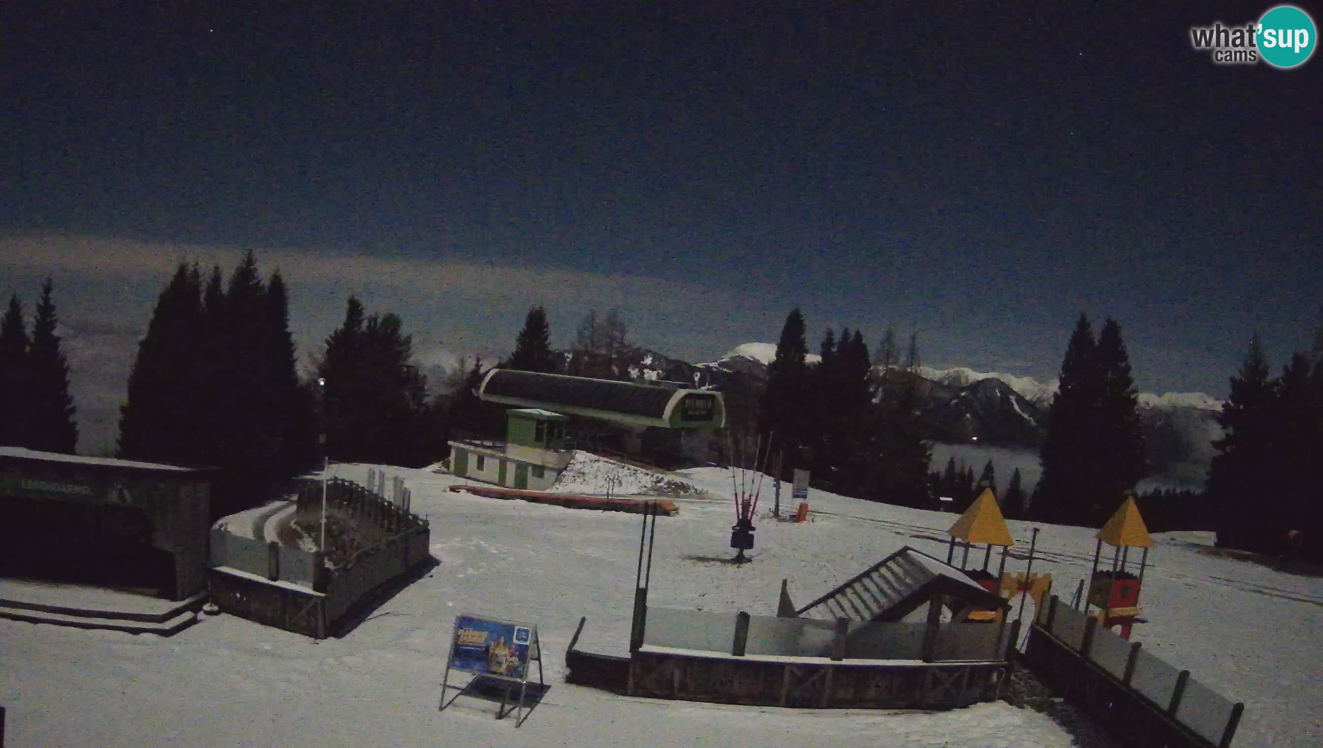 Webcam Počivalo – Alpska Perla | Vista live dalla stazione sciistica di Cerkno