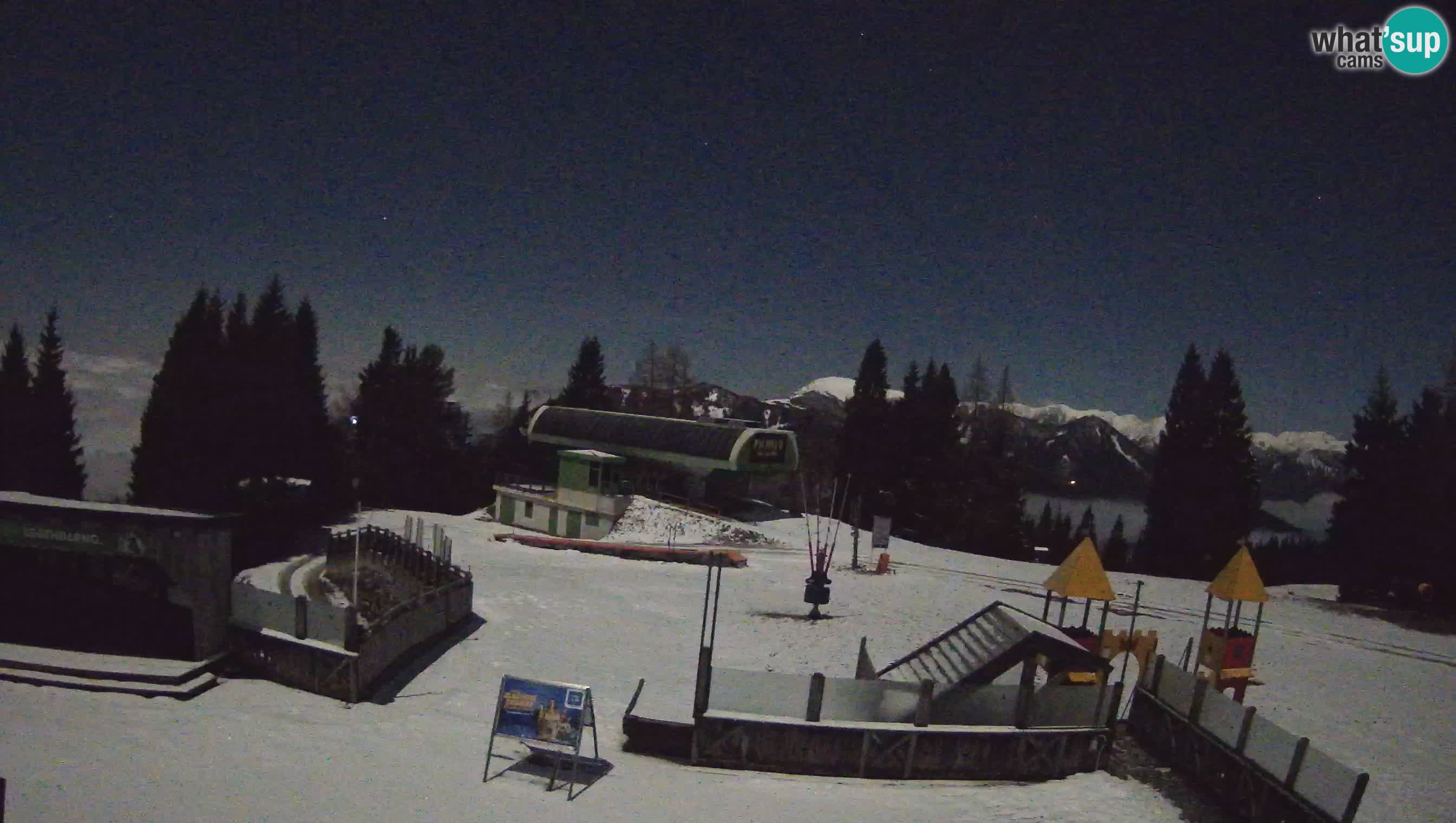 Webcam de la station de ski des Alpes slovènes à Cerkno Počivalo