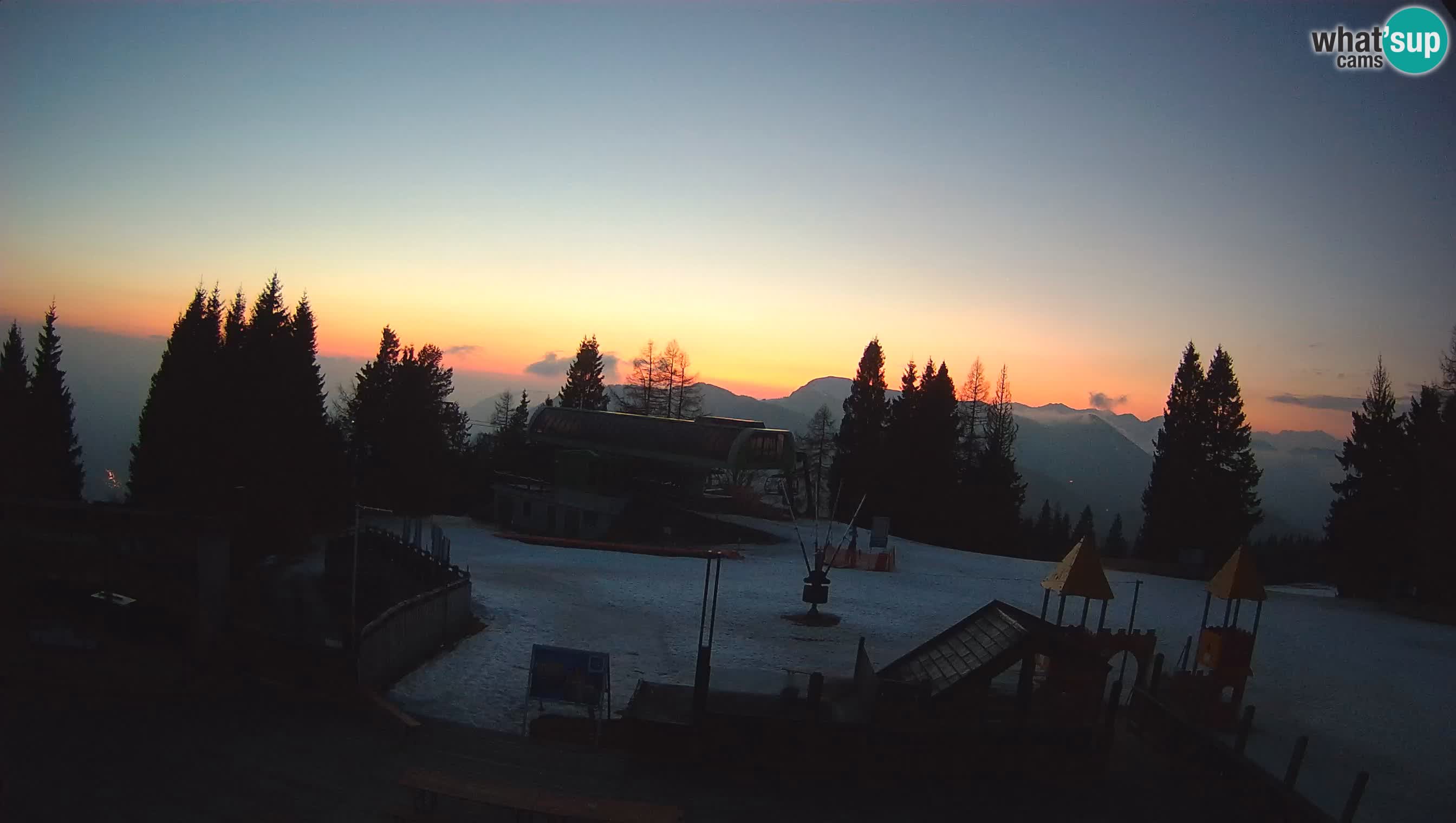 Webcam Počivalo – Alpska Perla | Live View from Cerkno Ski Resort
