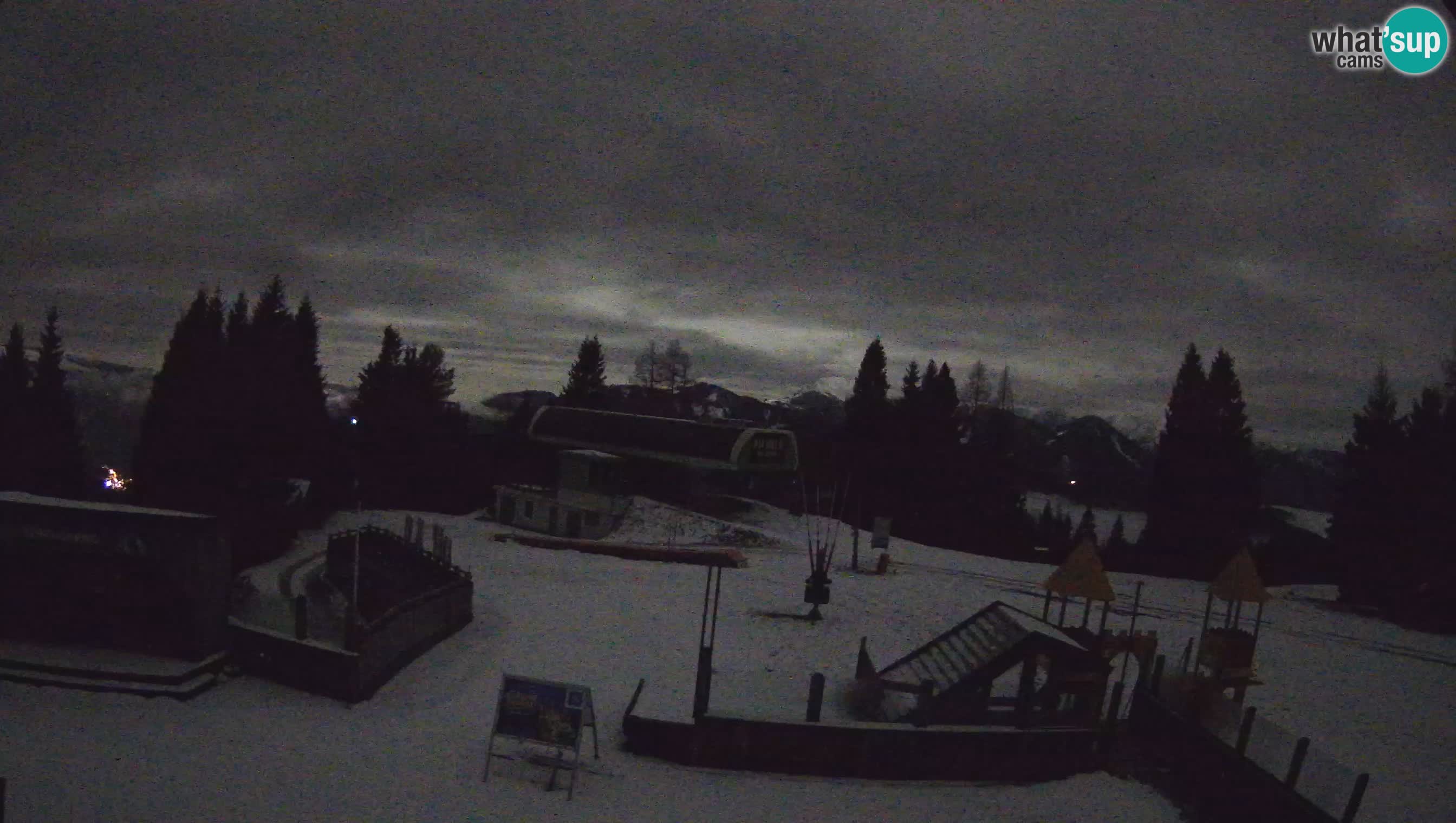 Alpska Perla Skizentrum Cerkno Počivalo Webcam – Slowenien