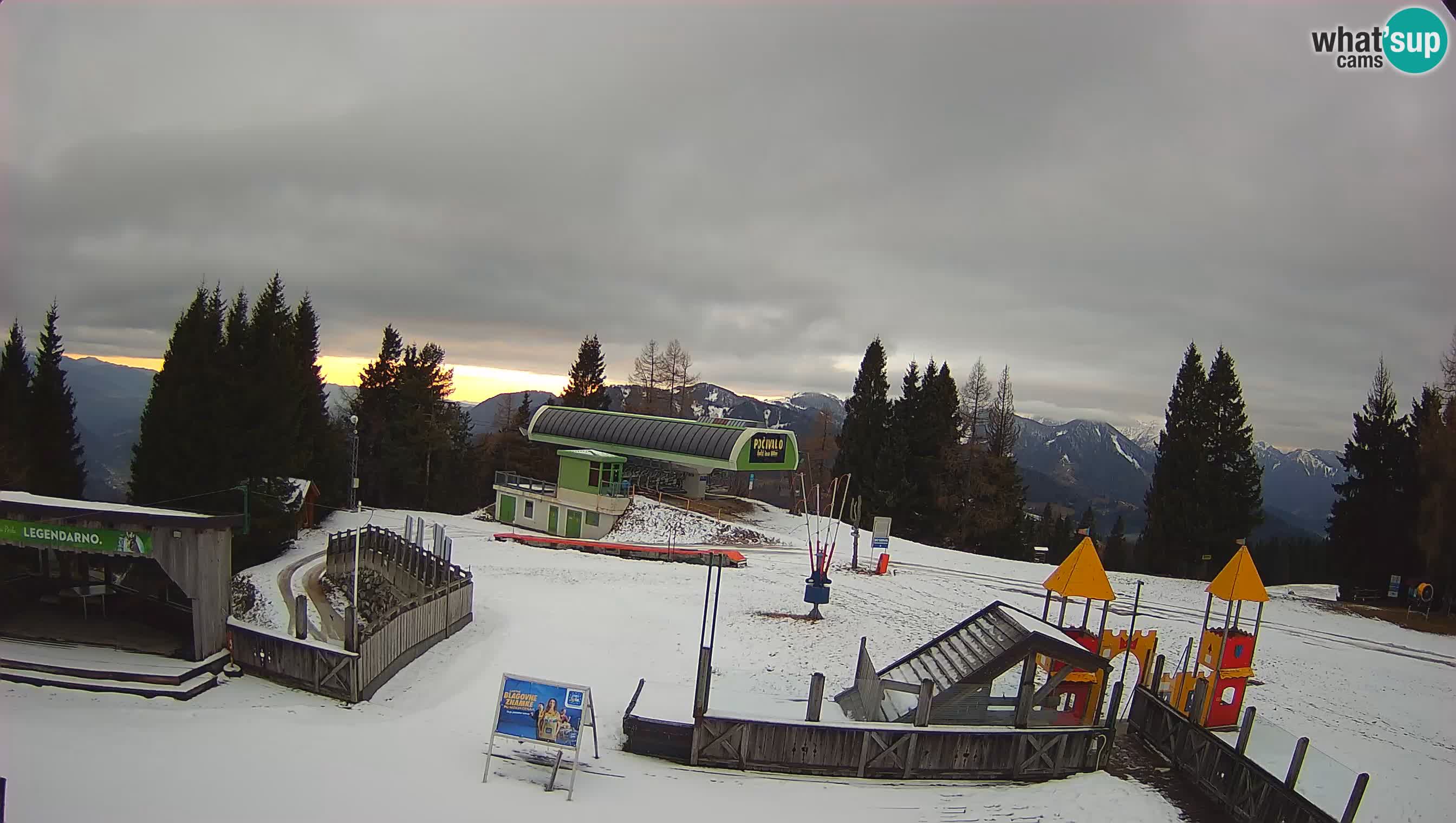 Webcam de la station de ski des Alpes slovènes à Cerkno Počivalo