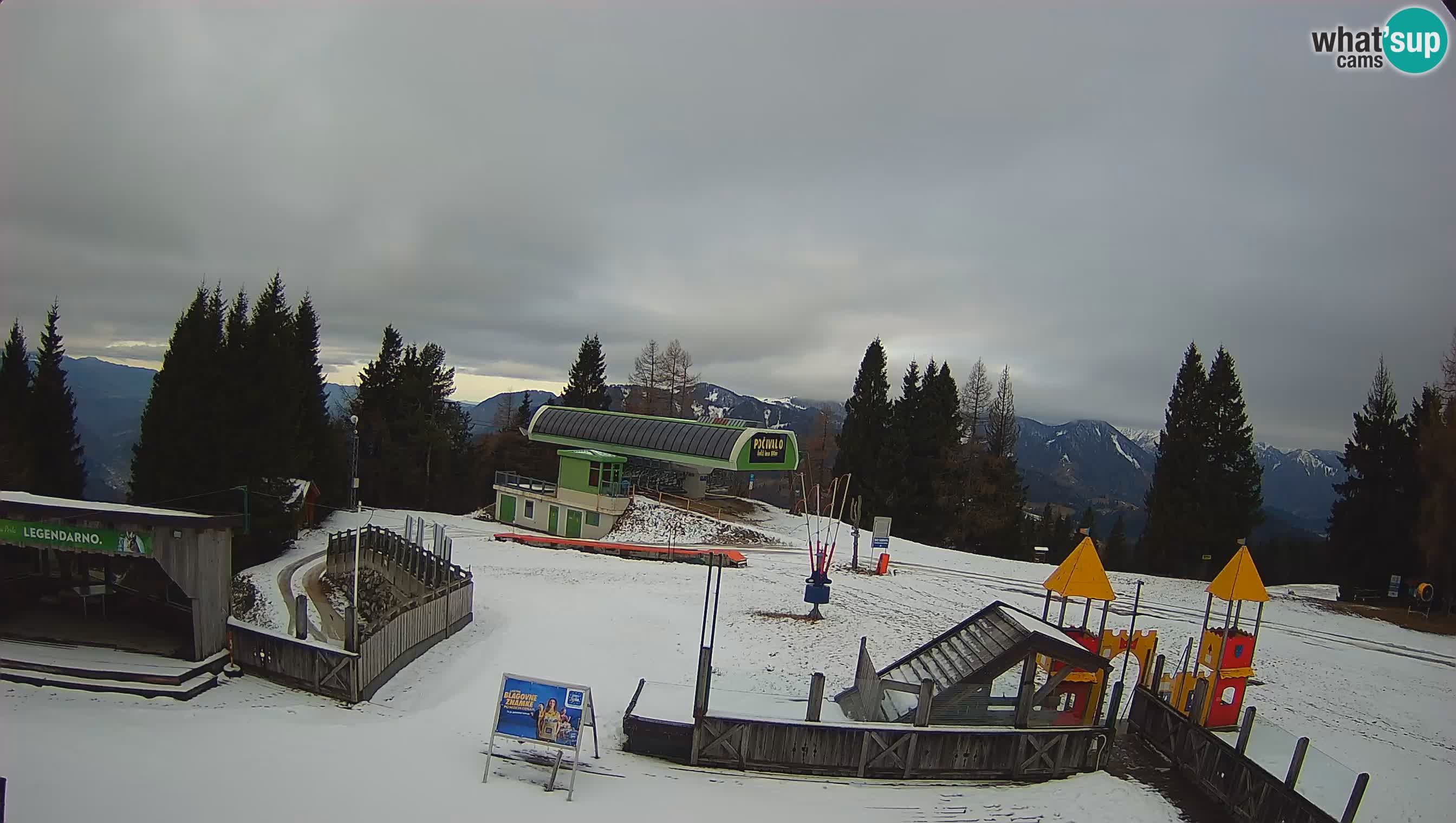Alpska Perla Ski hotel Cerkno Počivalo webcam – Slovenia
