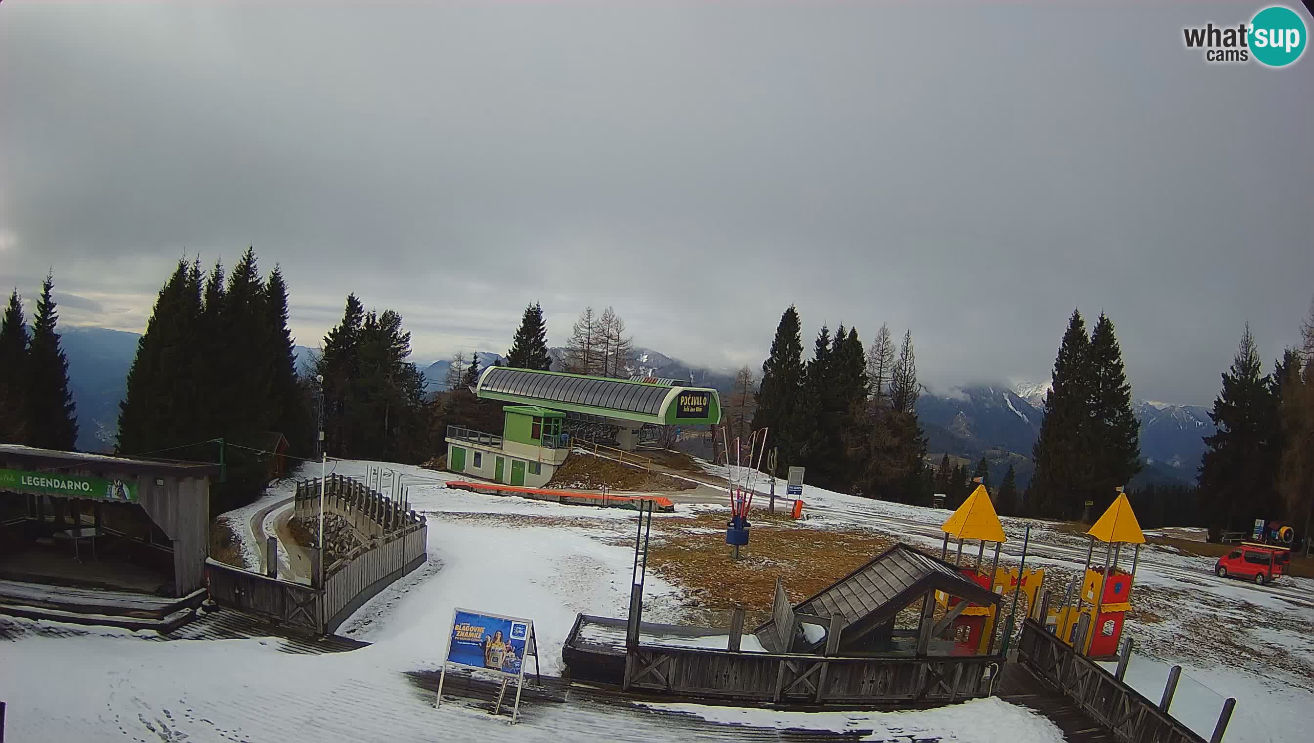 Alpska Perla Ski hotel Cerkno Počivalo webcam – Slovenia