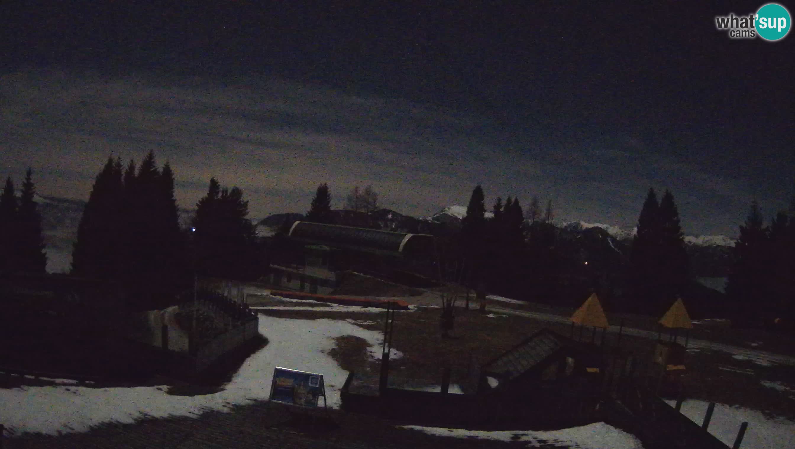 Webcam de la station de ski des Alpes slovènes à Cerkno Počivalo