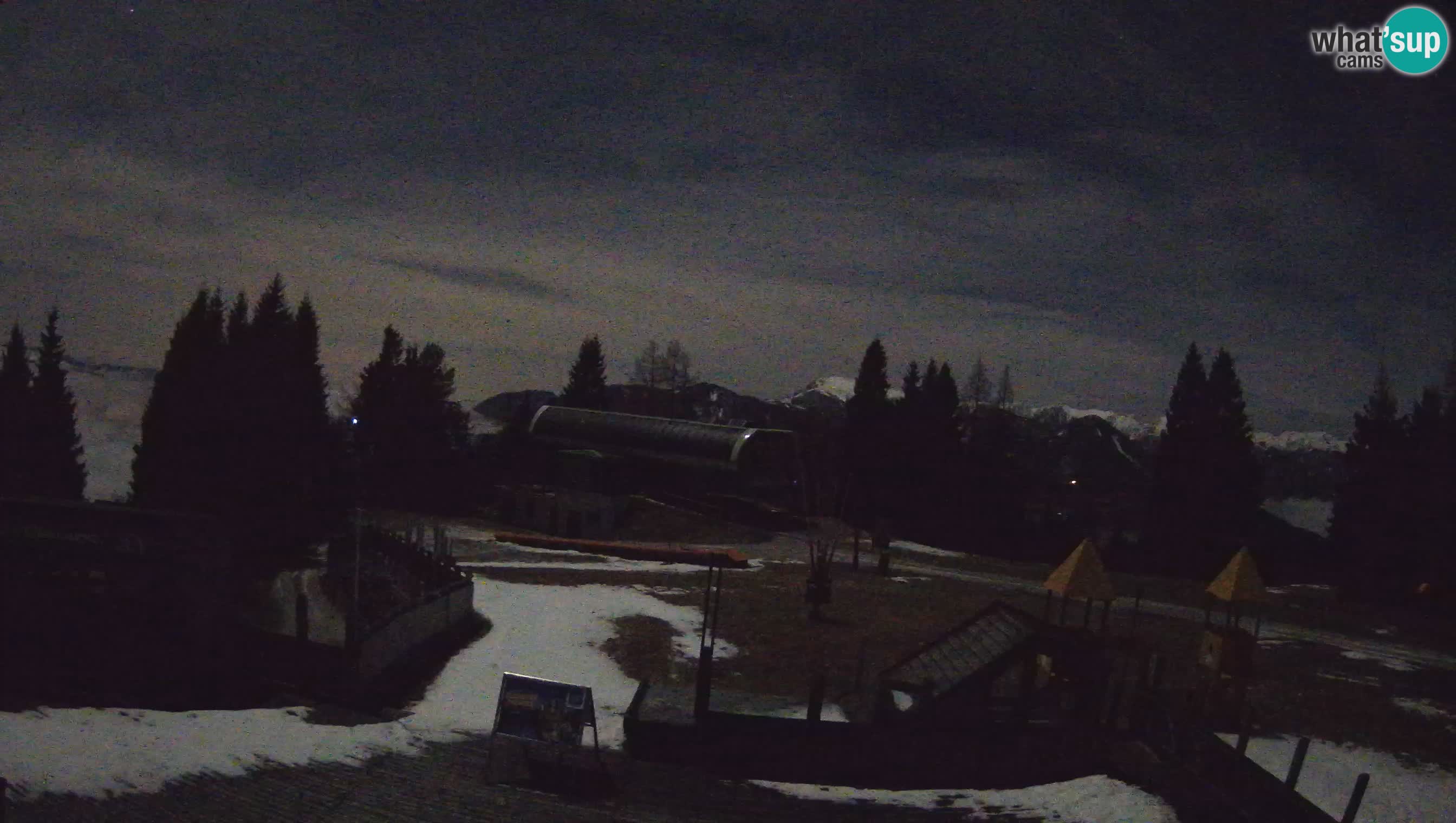 Spletna kamera Počivalo – Alpska Perla | Pogled v živo iz smučišča Cerkno