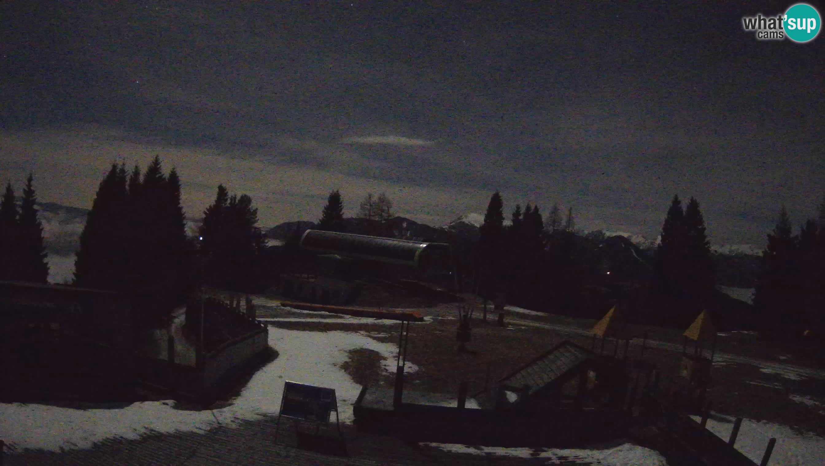 Webcam de la station de ski des Alpes slovènes à Cerkno Počivalo