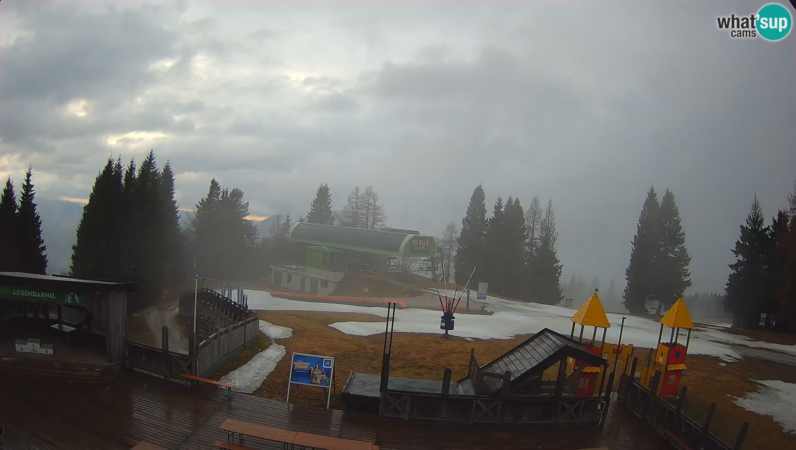 Webcam de la station de ski des Alpes slovènes à Cerkno Počivalo
