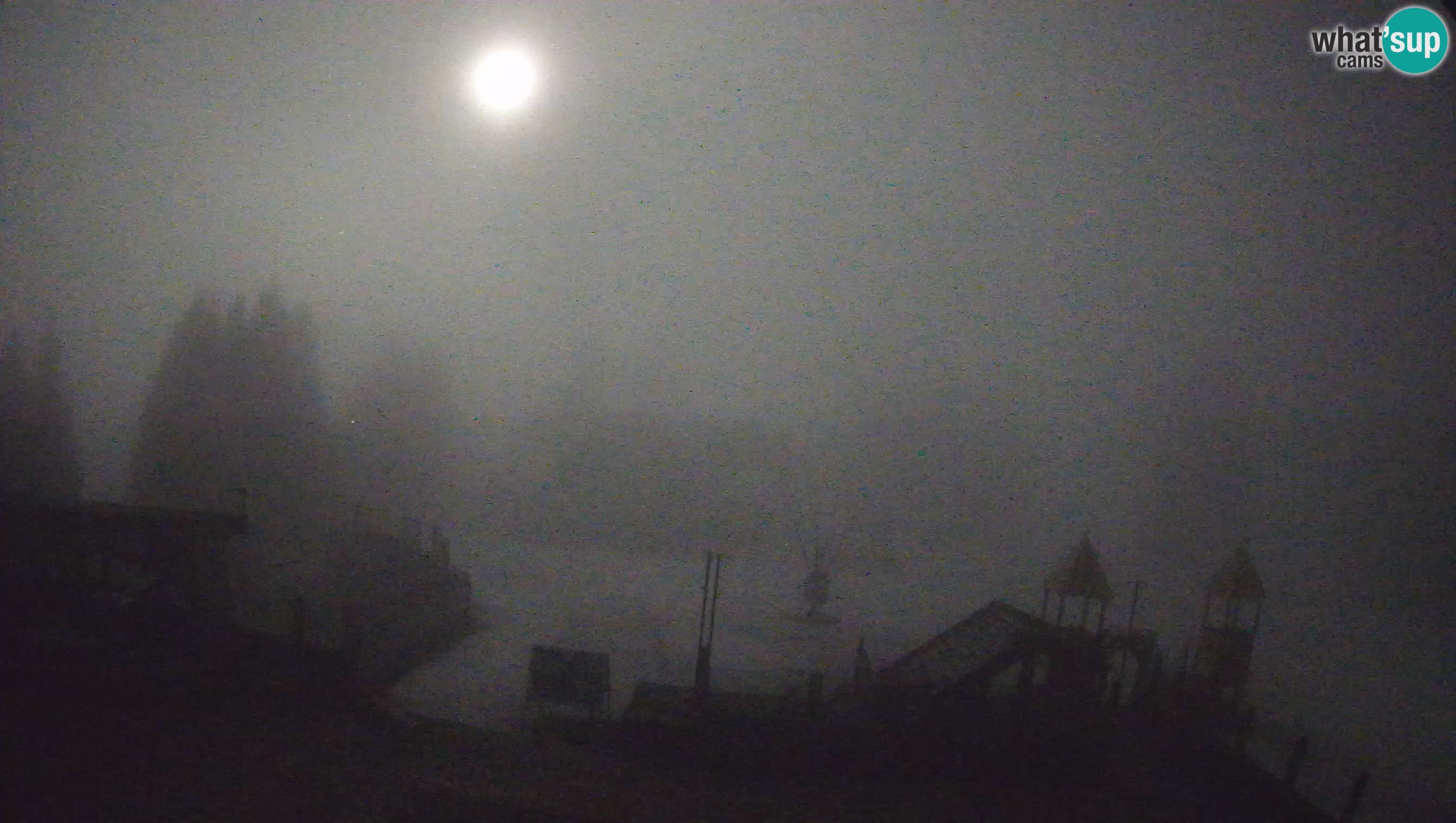 Spletna kamera Počivalo – Alpska Perla | Pogled v živo iz smučišča Cerkno