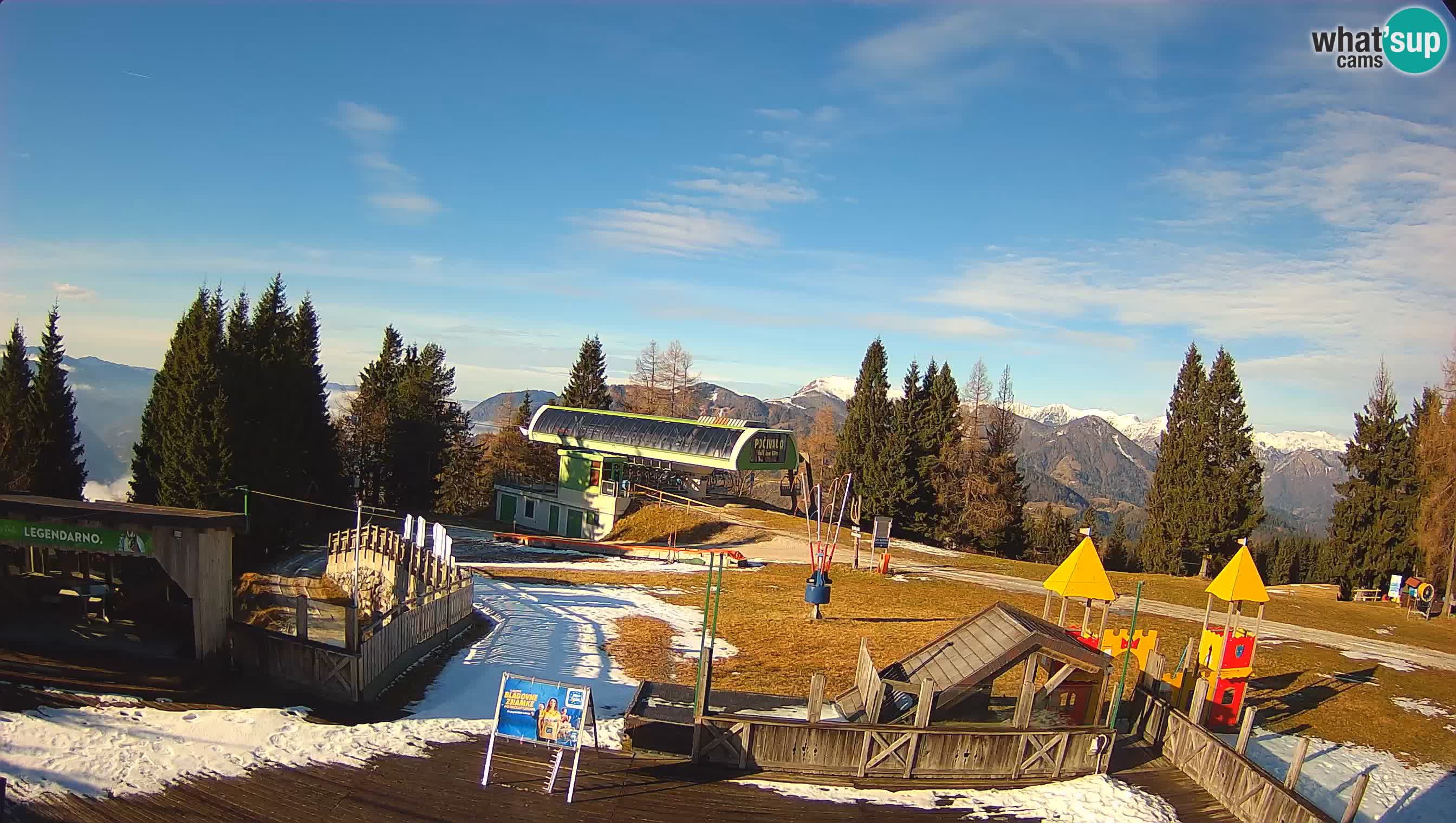Webcam de la station de ski des Alpes slovènes à Cerkno Počivalo