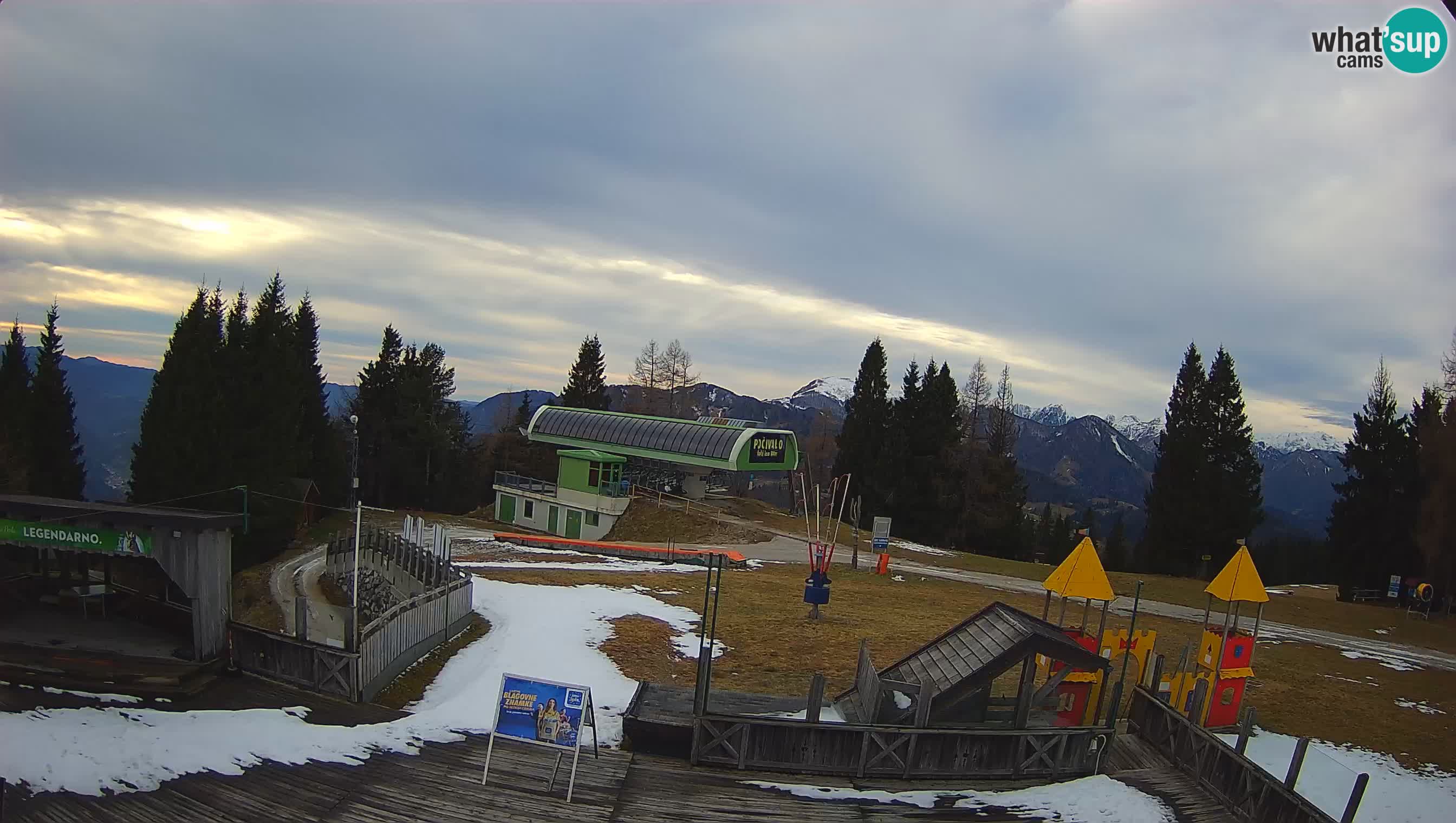 Web kamera Počivalo – Alpska Perla | Pogled uživo sa skijališta Cerkno