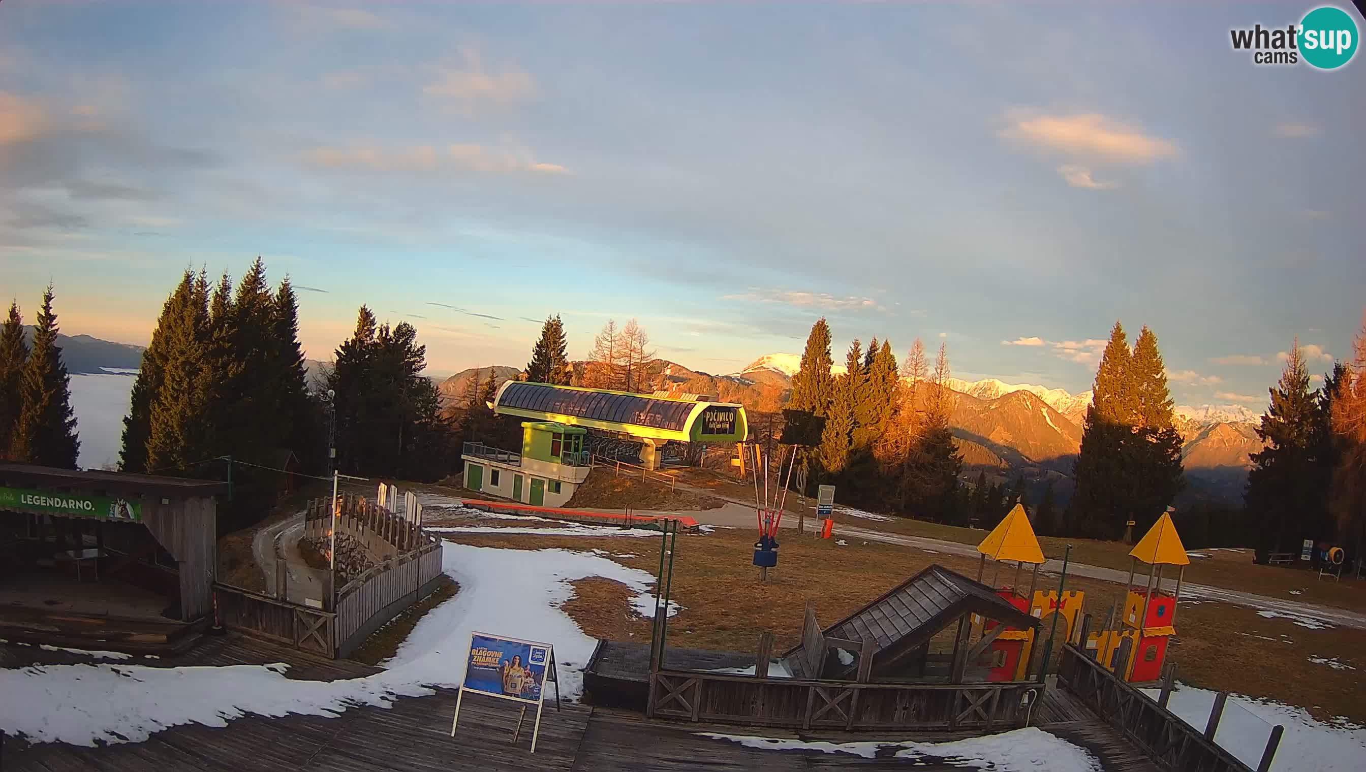 Webcam Počivalo – Alpska Perla | Live View from Cerkno Ski Resort