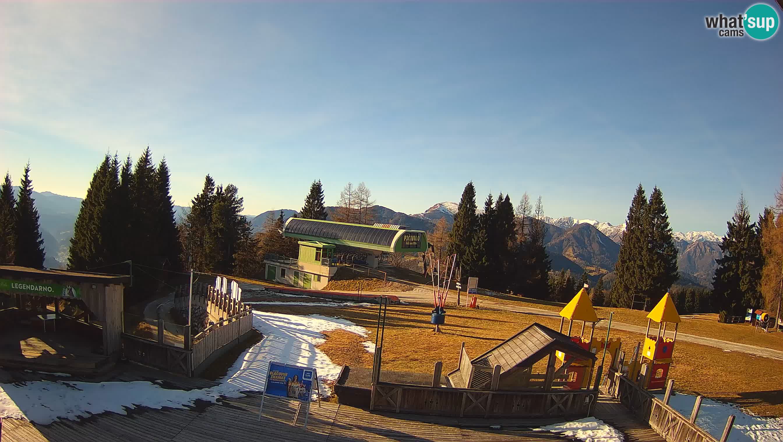 Spletna kamera Počivalo – Alpska Perla | Pogled v živo iz smučišča Cerkno