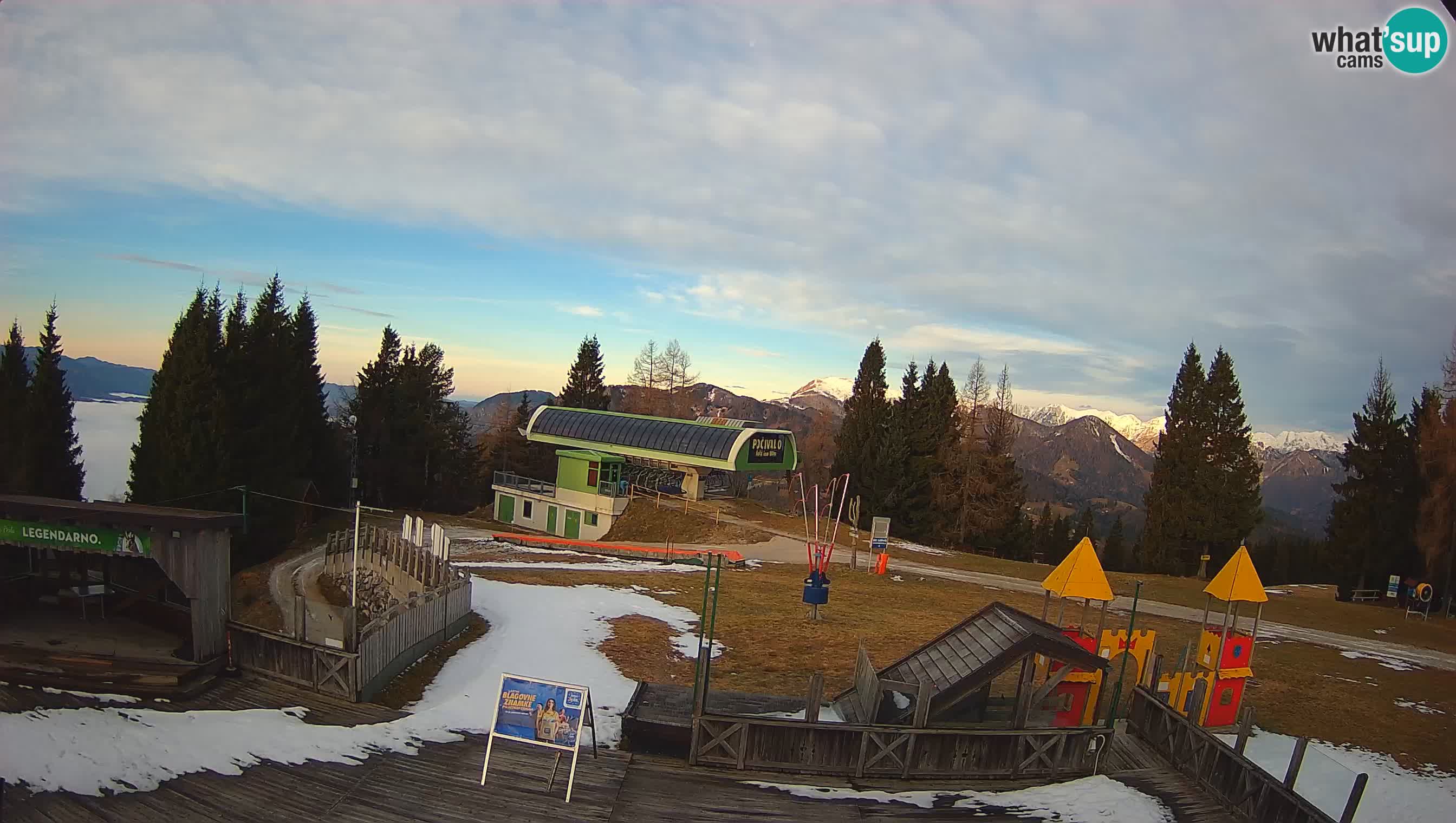 Alpska Perla Ski hotel Cerkno Počivalo webcam – Slovenia