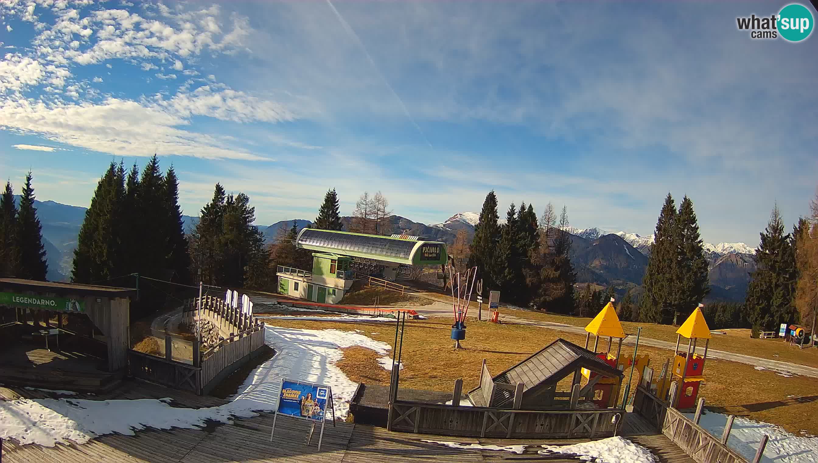 Webcam de la station de ski des Alpes slovènes à Cerkno Počivalo