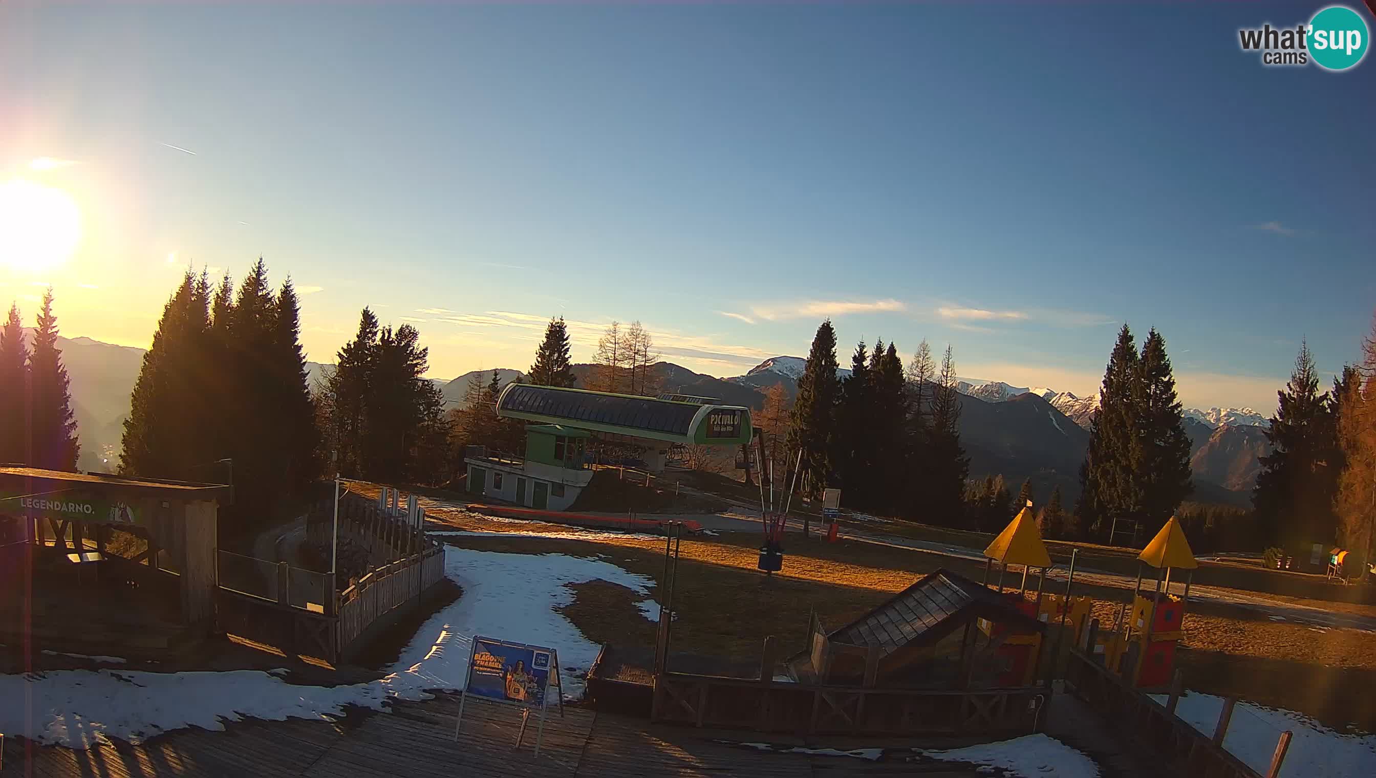 Webcam de la station de ski des Alpes slovènes à Cerkno Počivalo