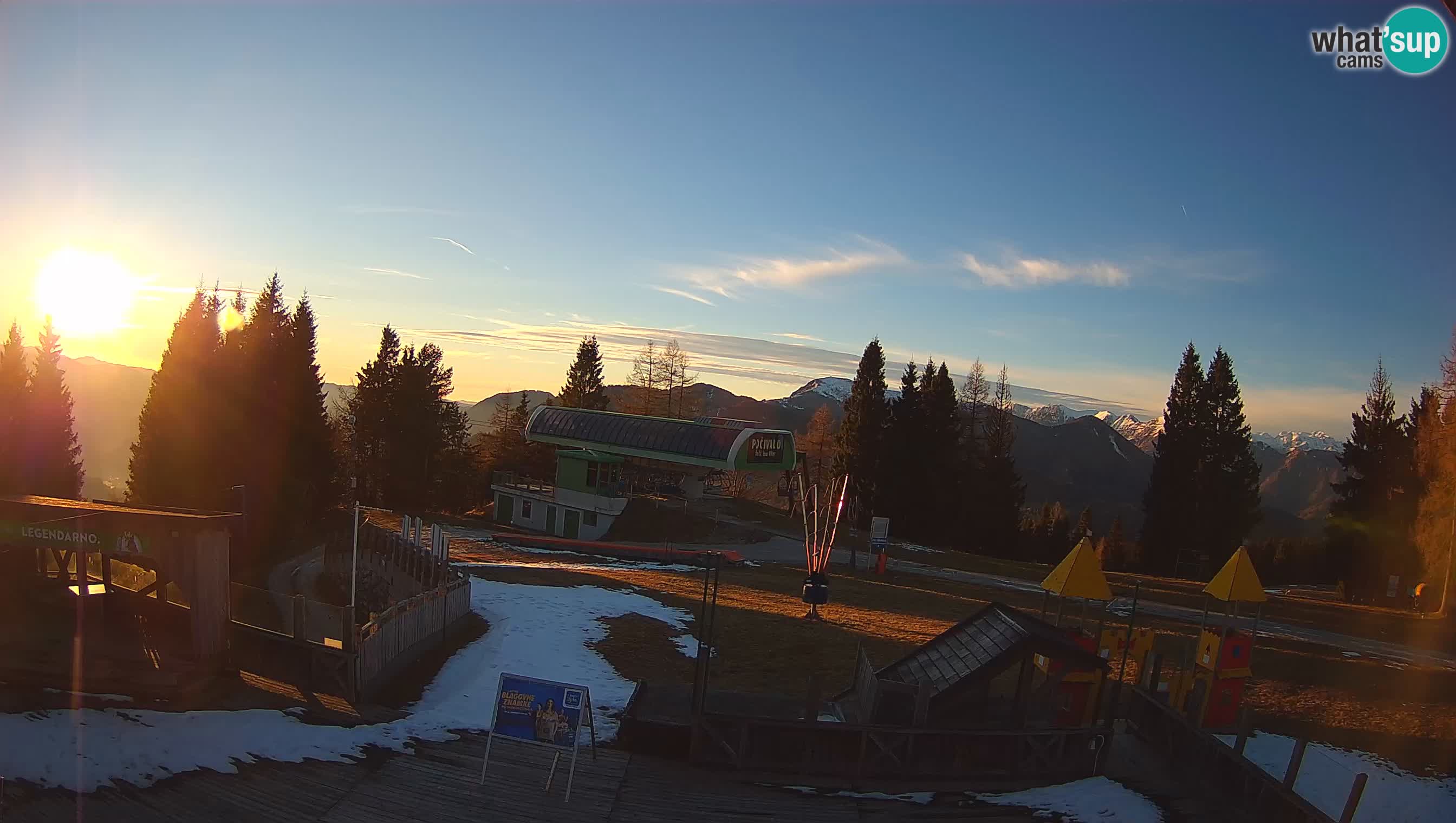 Web kamera Počivalo – Alpska Perla | Pogled uživo sa skijališta Cerkno