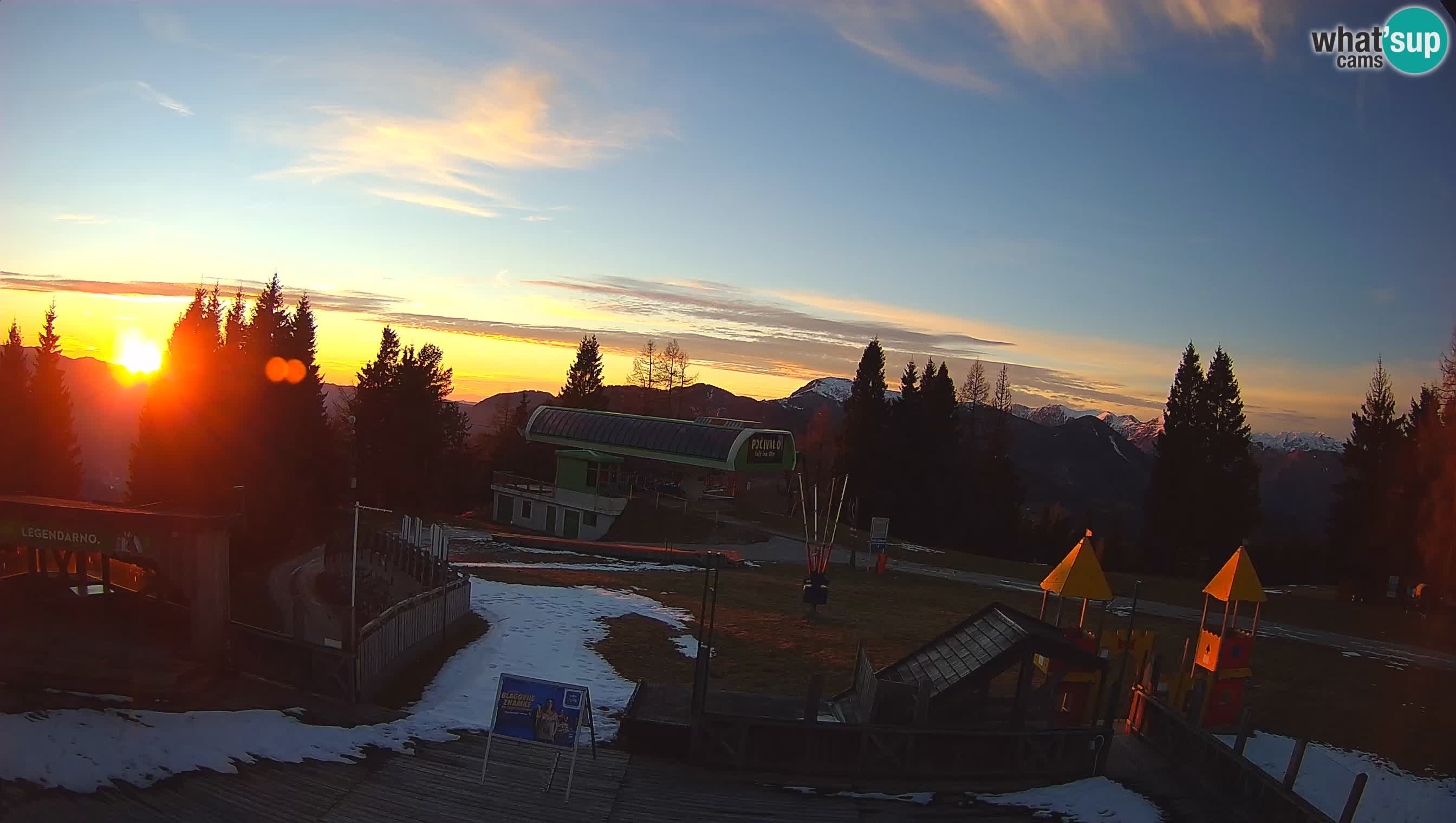 Webcam de la station de ski des Alpes slovènes à Cerkno Počivalo