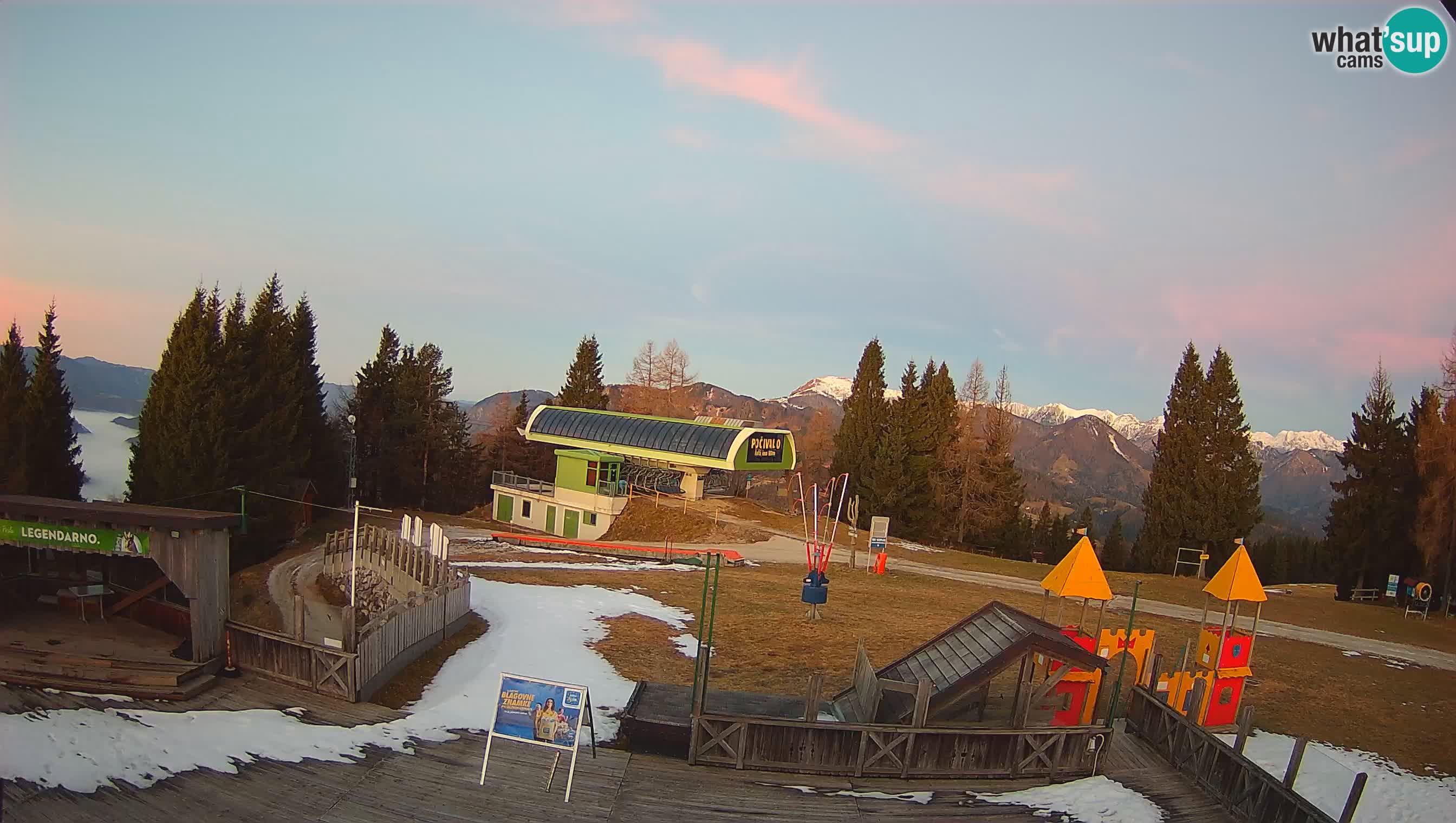 Webcam Počivalo – Alpska Perla | Vista live dalla stazione sciistica di Cerkno