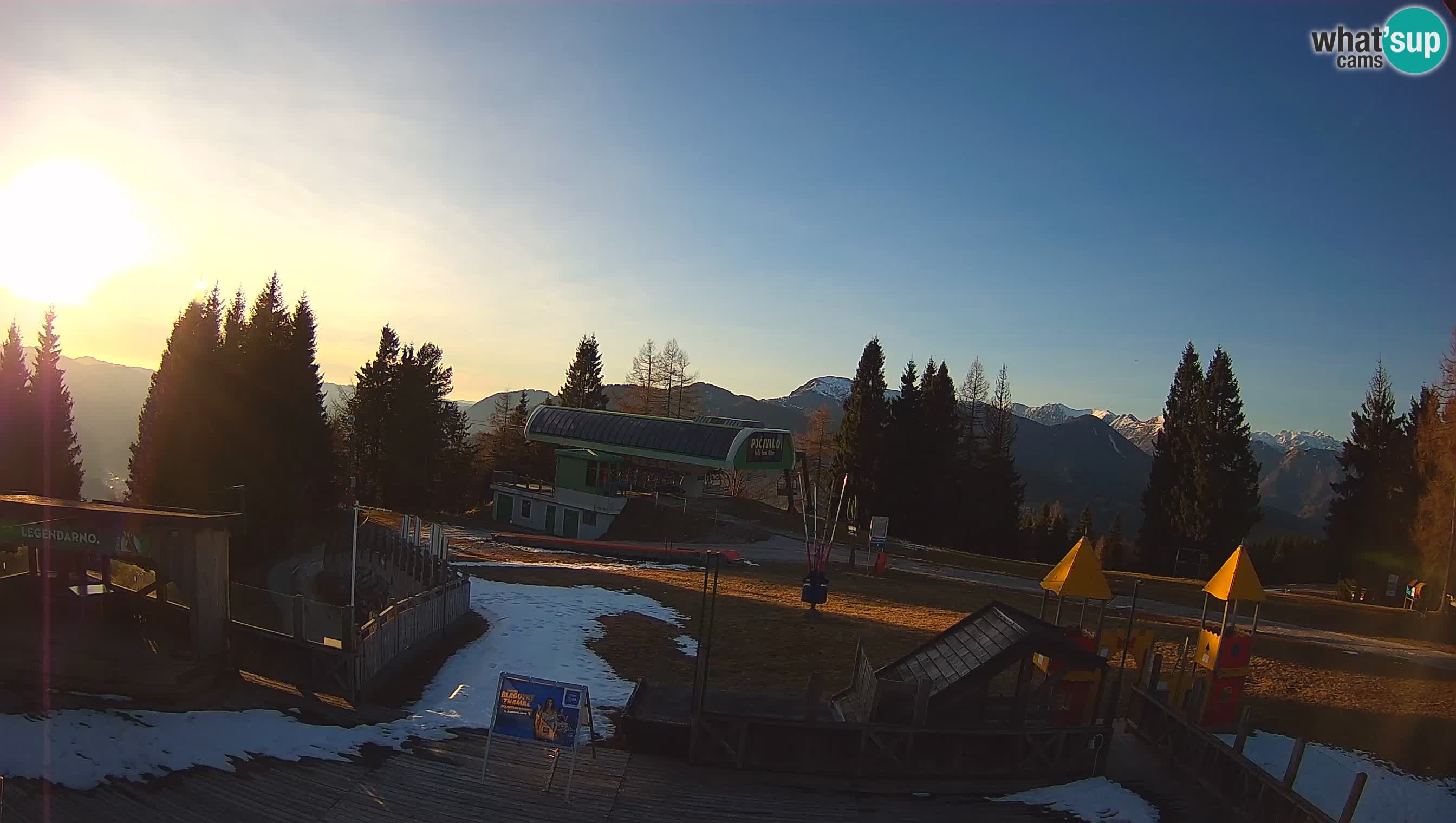 Webcam de la station de ski des Alpes slovènes à Cerkno Počivalo