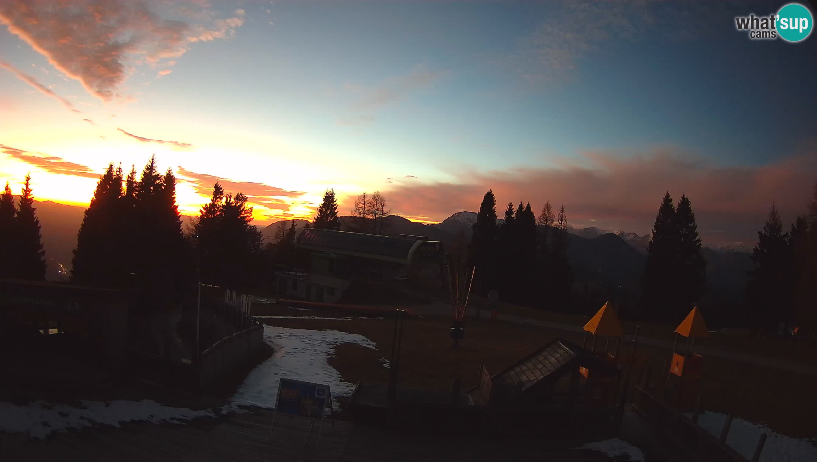 Webcam Počivalo – Alpska Perla | Live View from Cerkno Ski Resort