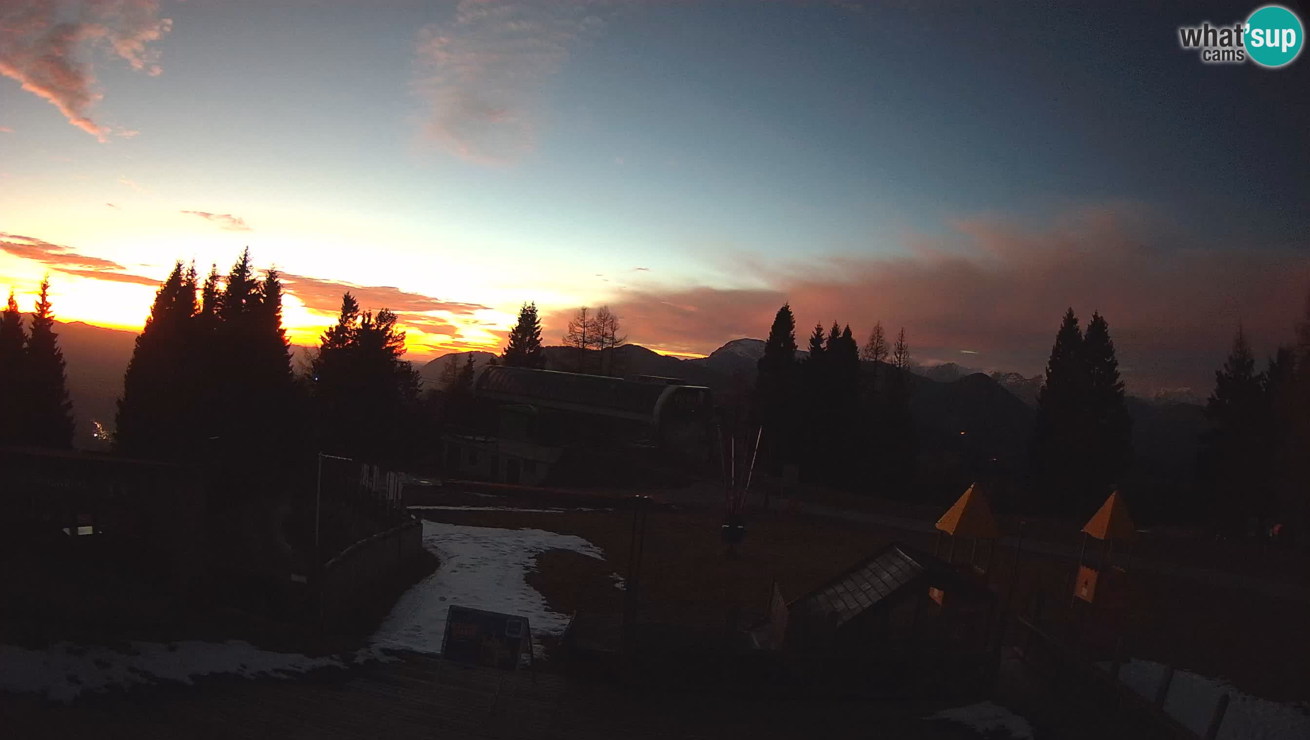 Webcam Počivalo – Alpska Perla | Live View from Cerkno Ski Resort