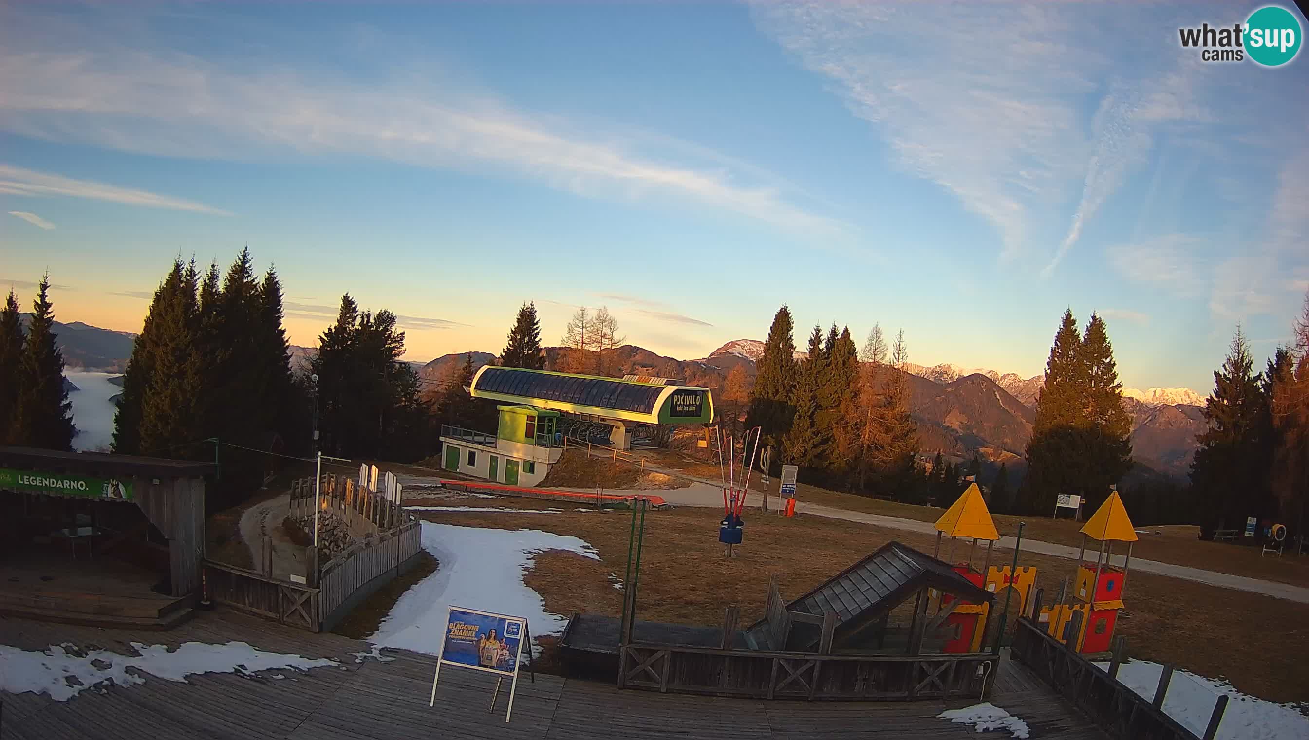 Webcam Počivalo – Alpska Perla | Vista live dalla stazione sciistica di Cerkno