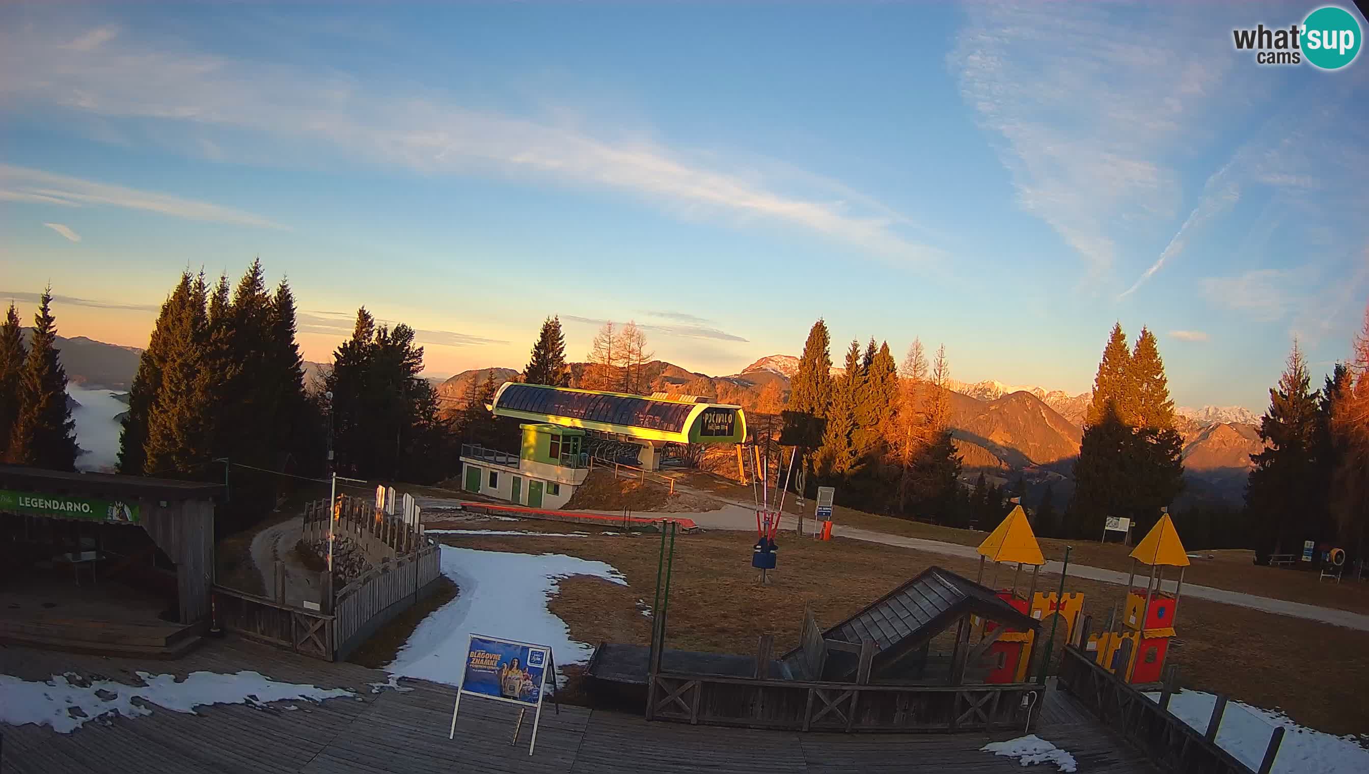 Web kamera Počivalo – Alpska Perla | Pogled uživo sa skijališta Cerkno