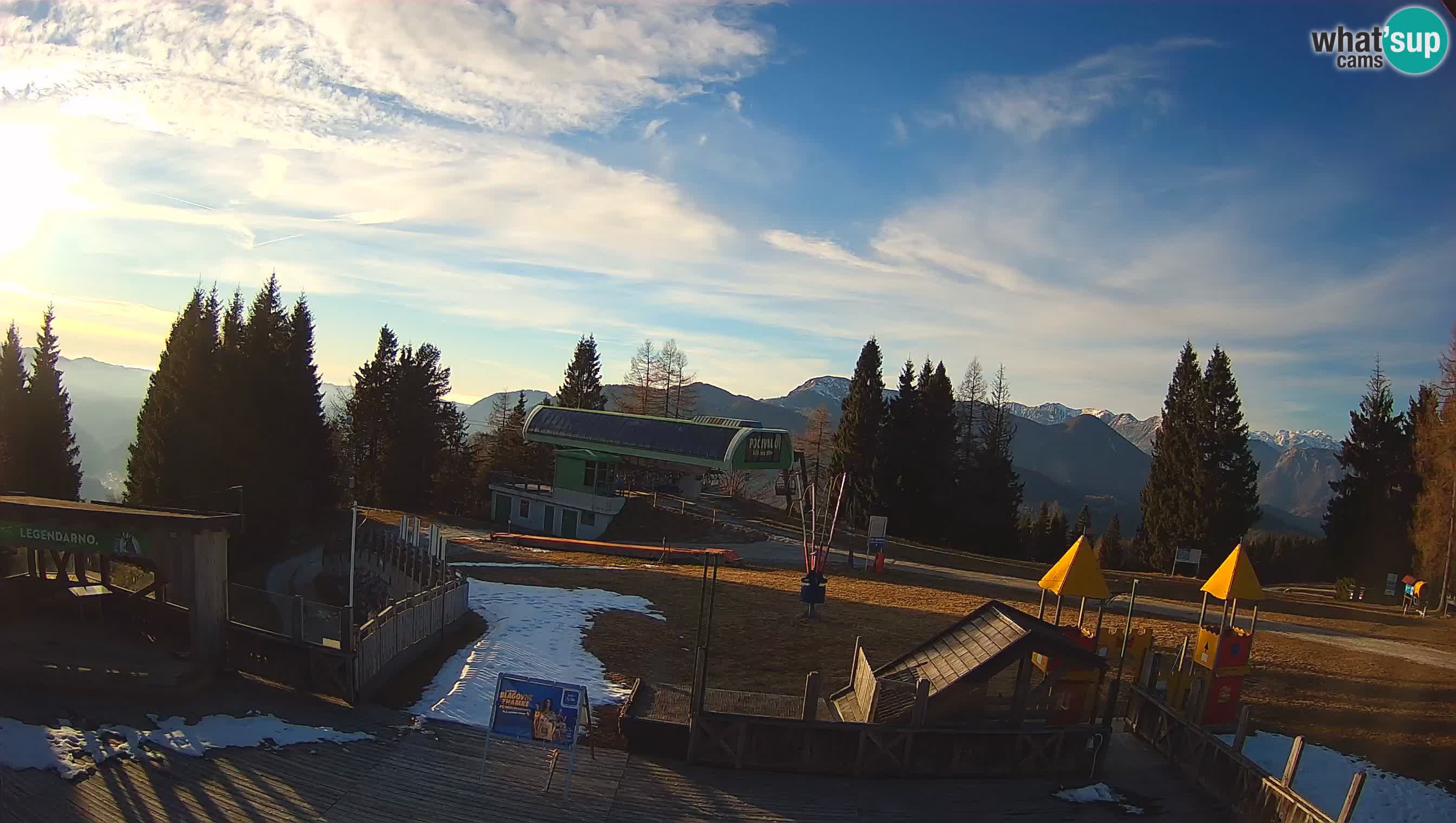 Webcam Počivalo – Alpska Perla | Vista live dalla stazione sciistica di Cerkno