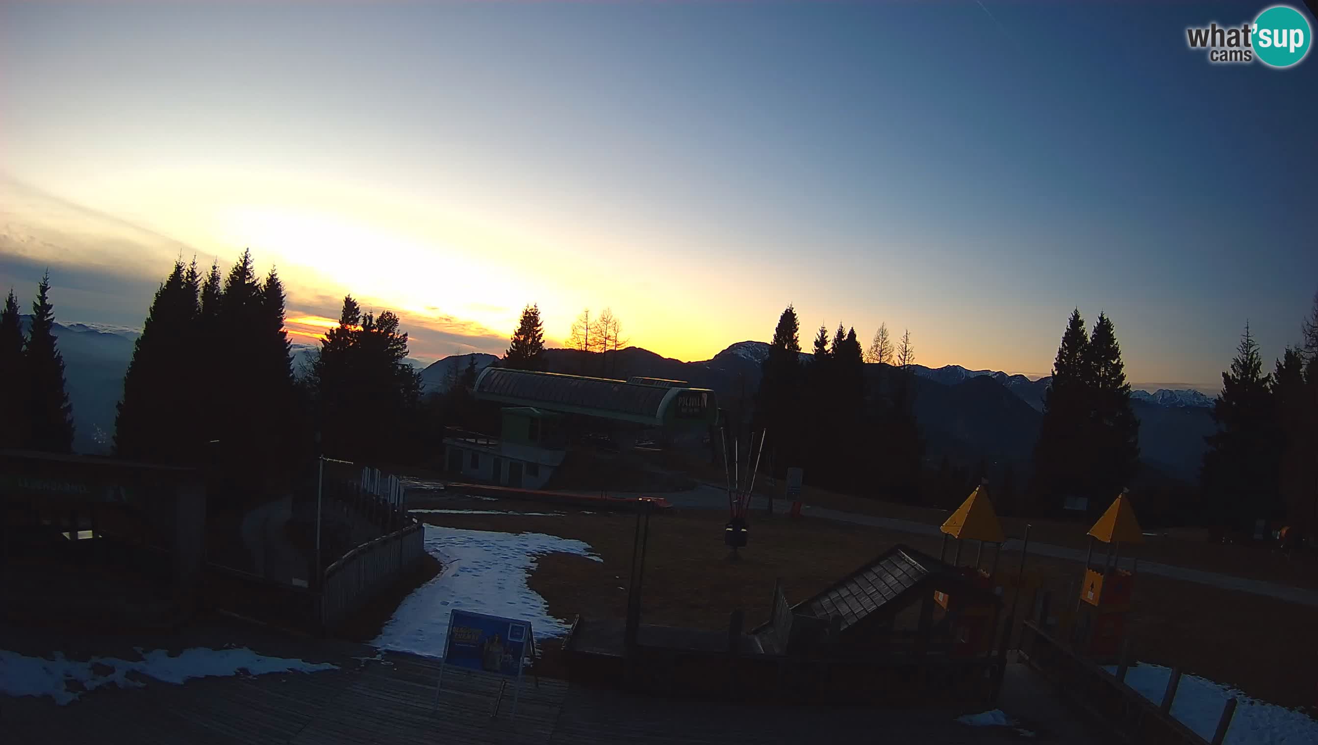 Webcam Počivalo – Alpska Perla | Live View from Cerkno Ski Resort