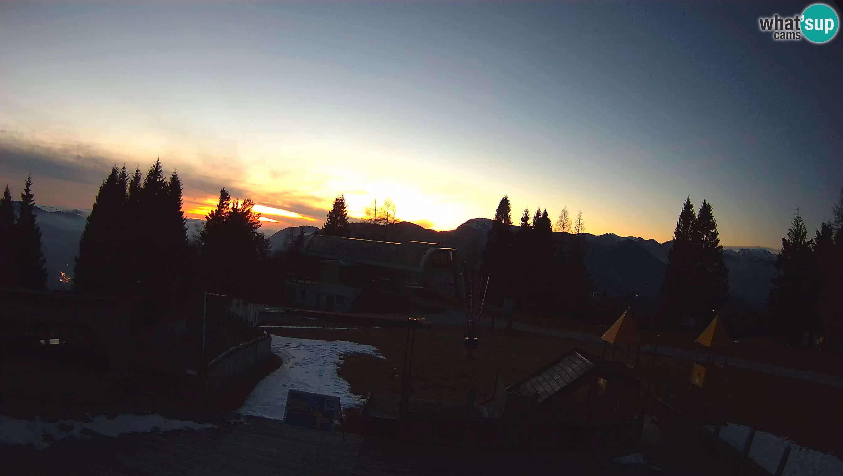 Webcam Počivalo – Alpska Perla | Vista live dalla stazione sciistica di Cerkno