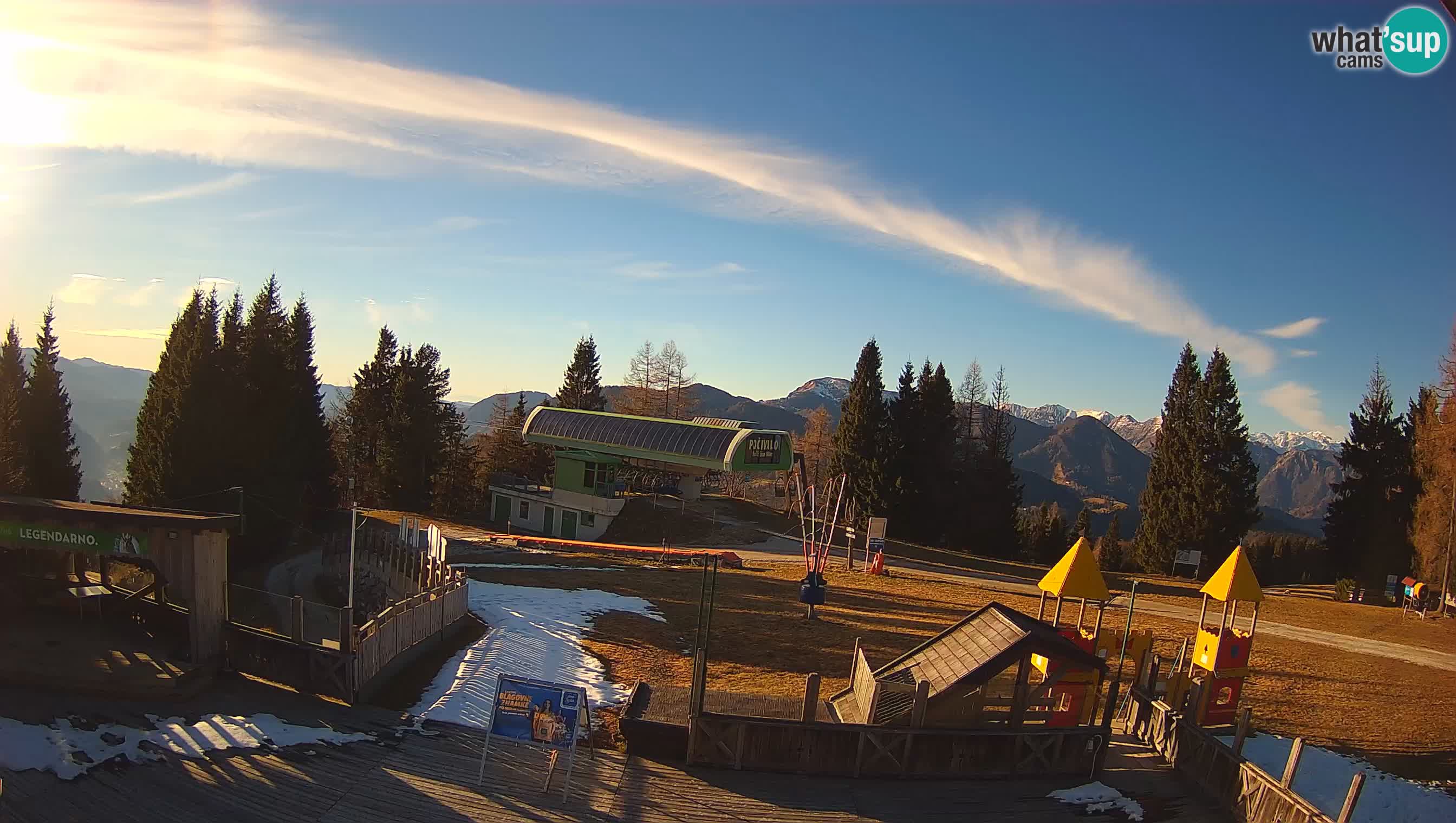 Webcam de la station de ski des Alpes slovènes à Cerkno Počivalo