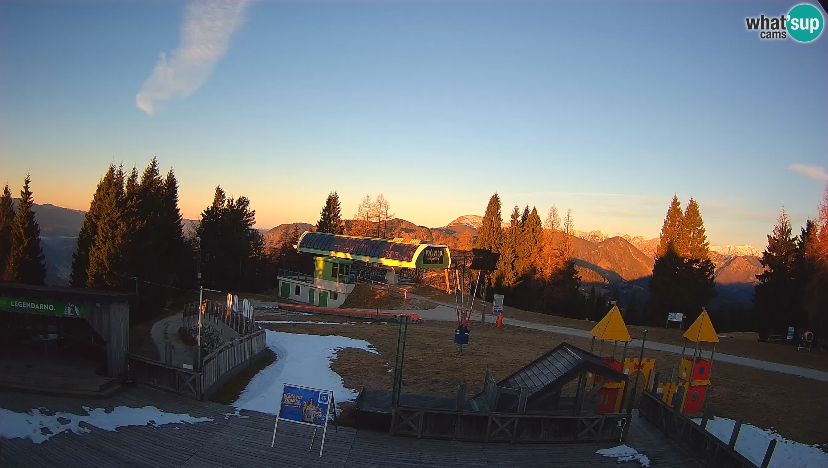 Cámara web Počivalo – Alpska Perla | Vista en vivo desde la estación de esquí Cerkno
