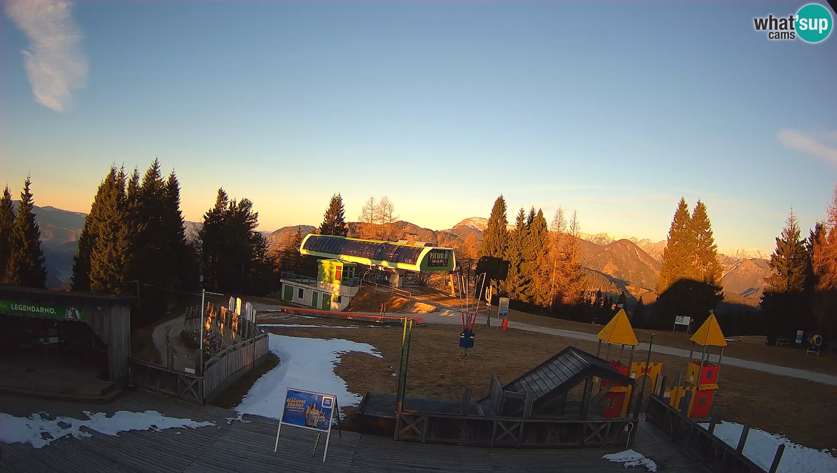 Webcam Počivalo – Alpska Perla | Vista live dalla stazione sciistica di Cerkno