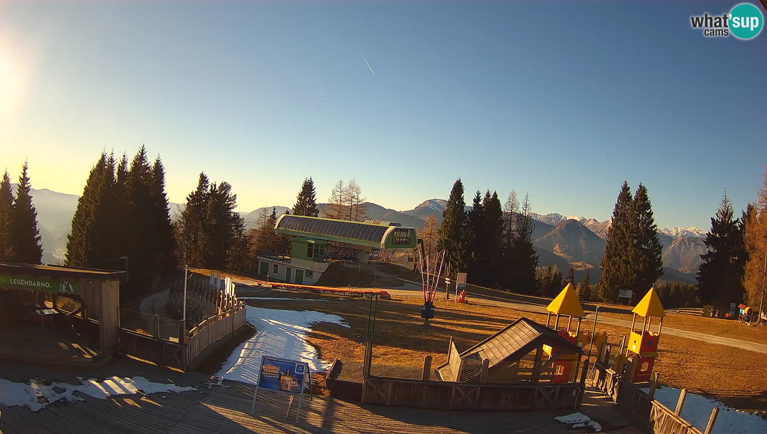 Webcam de la station de ski des Alpes slovènes à Cerkno Počivalo