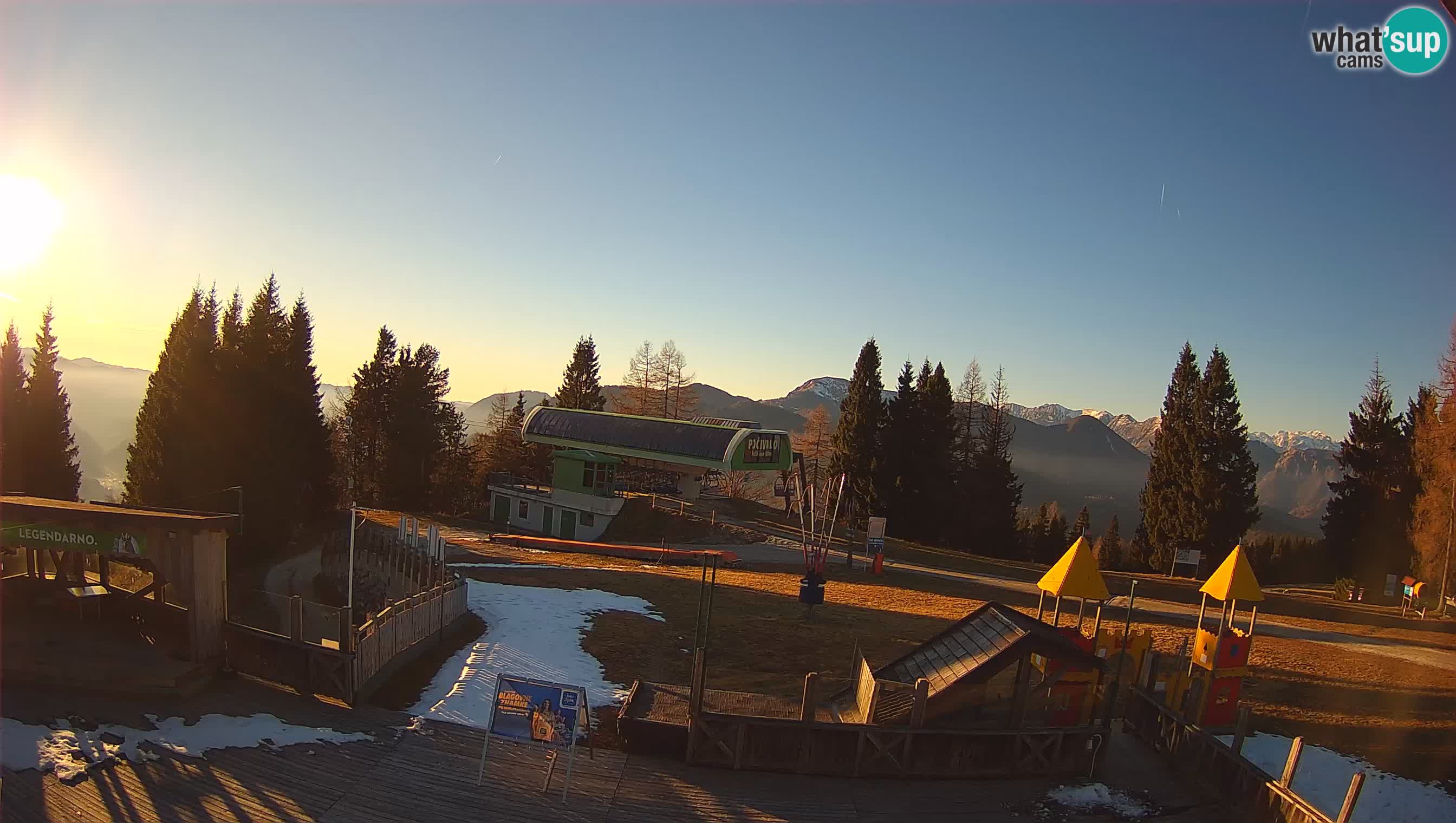 Webcam Počivalo – Alpska Perla | Vista live dalla stazione sciistica di Cerkno