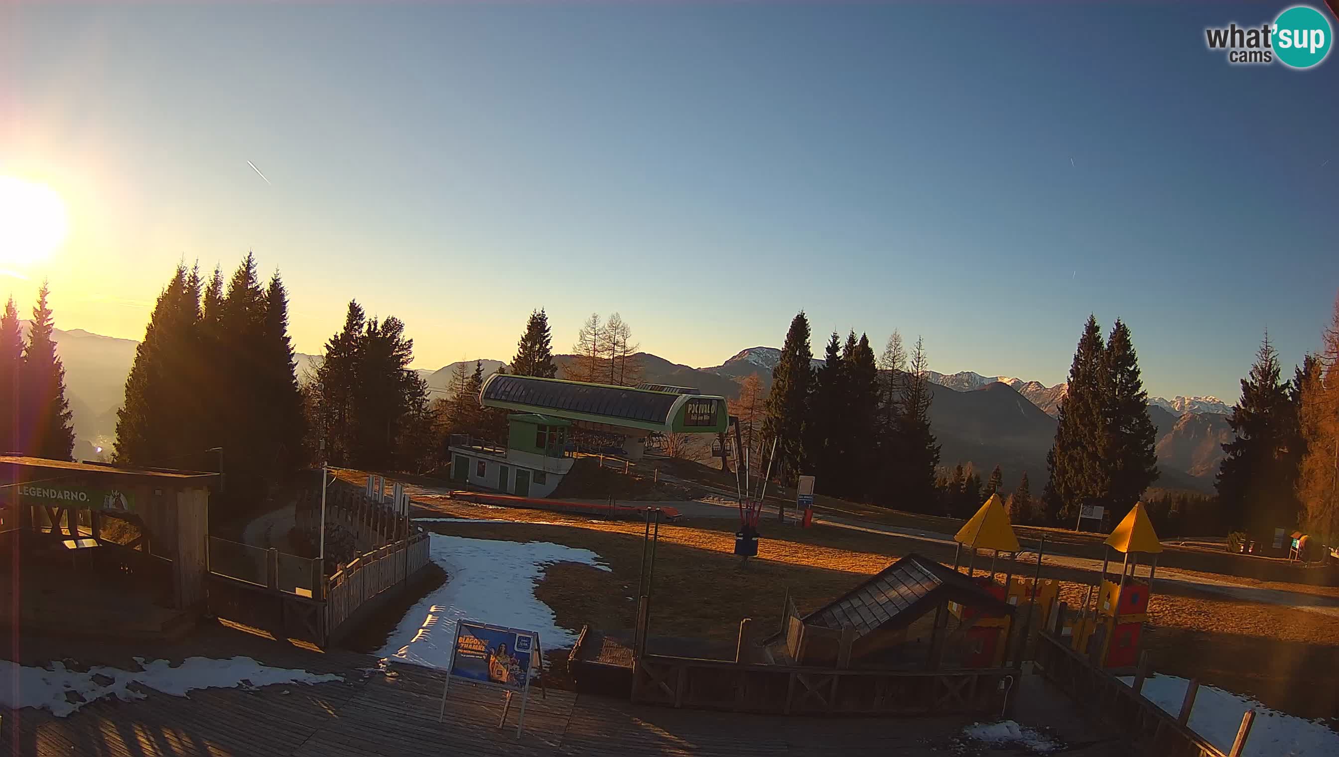 Webcam de la station de ski des Alpes slovènes à Cerkno Počivalo