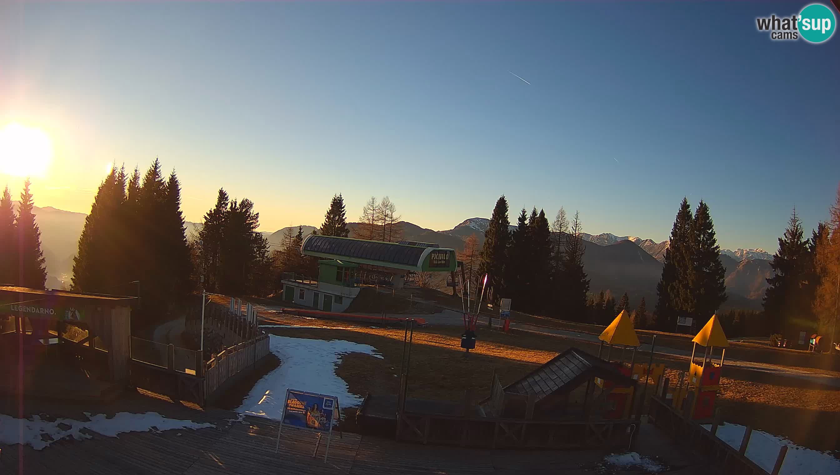 Web kamera Počivalo – Alpska Perla | Pogled uživo sa skijališta Cerkno