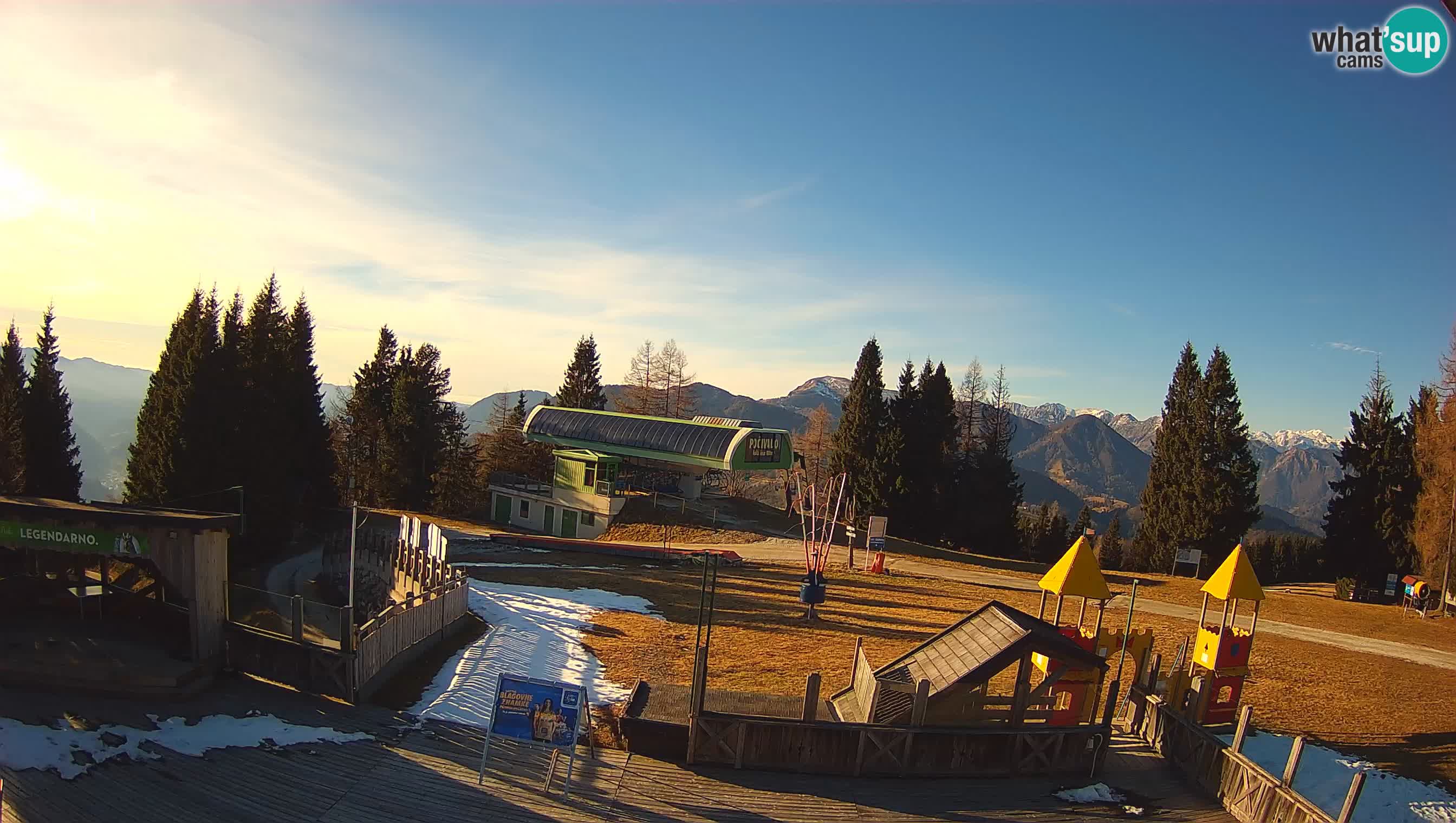 Web kamera Počivalo – Alpska Perla | Pogled uživo sa skijališta Cerkno