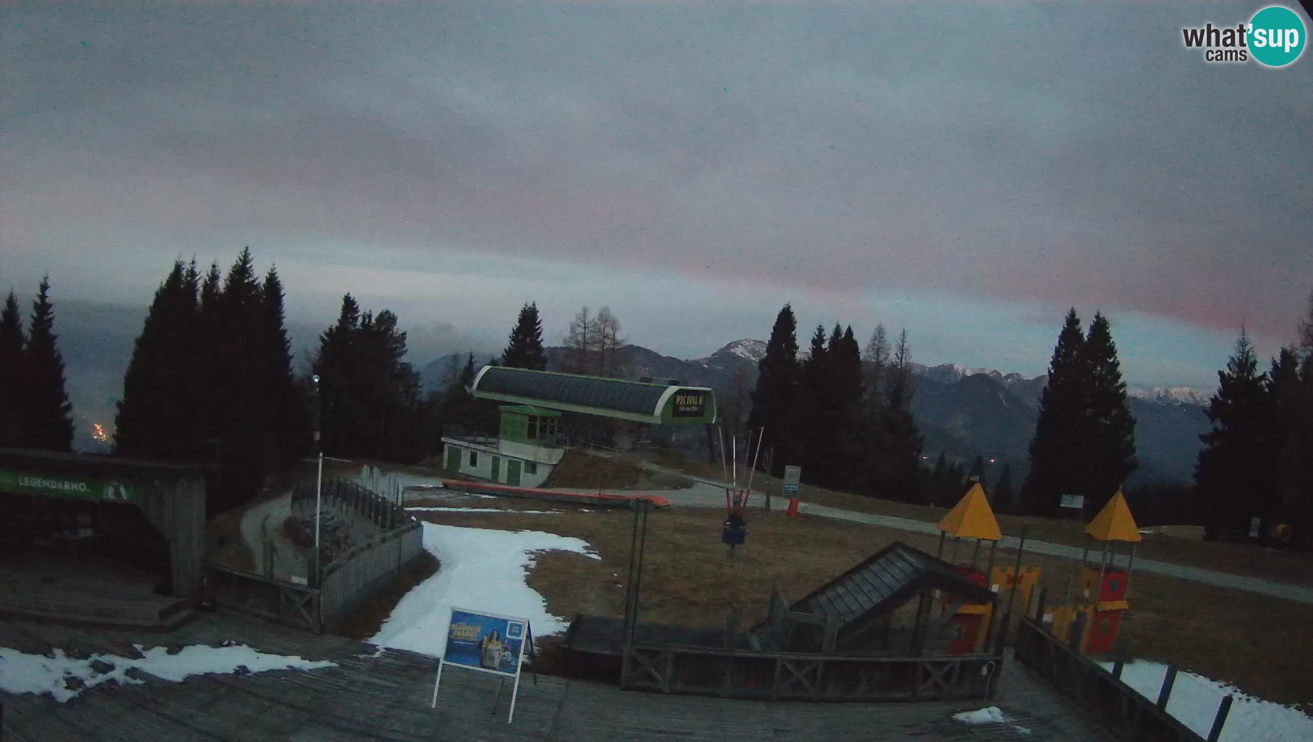 Cámara web Počivalo – Alpska Perla | Vista en vivo desde la estación de esquí Cerkno