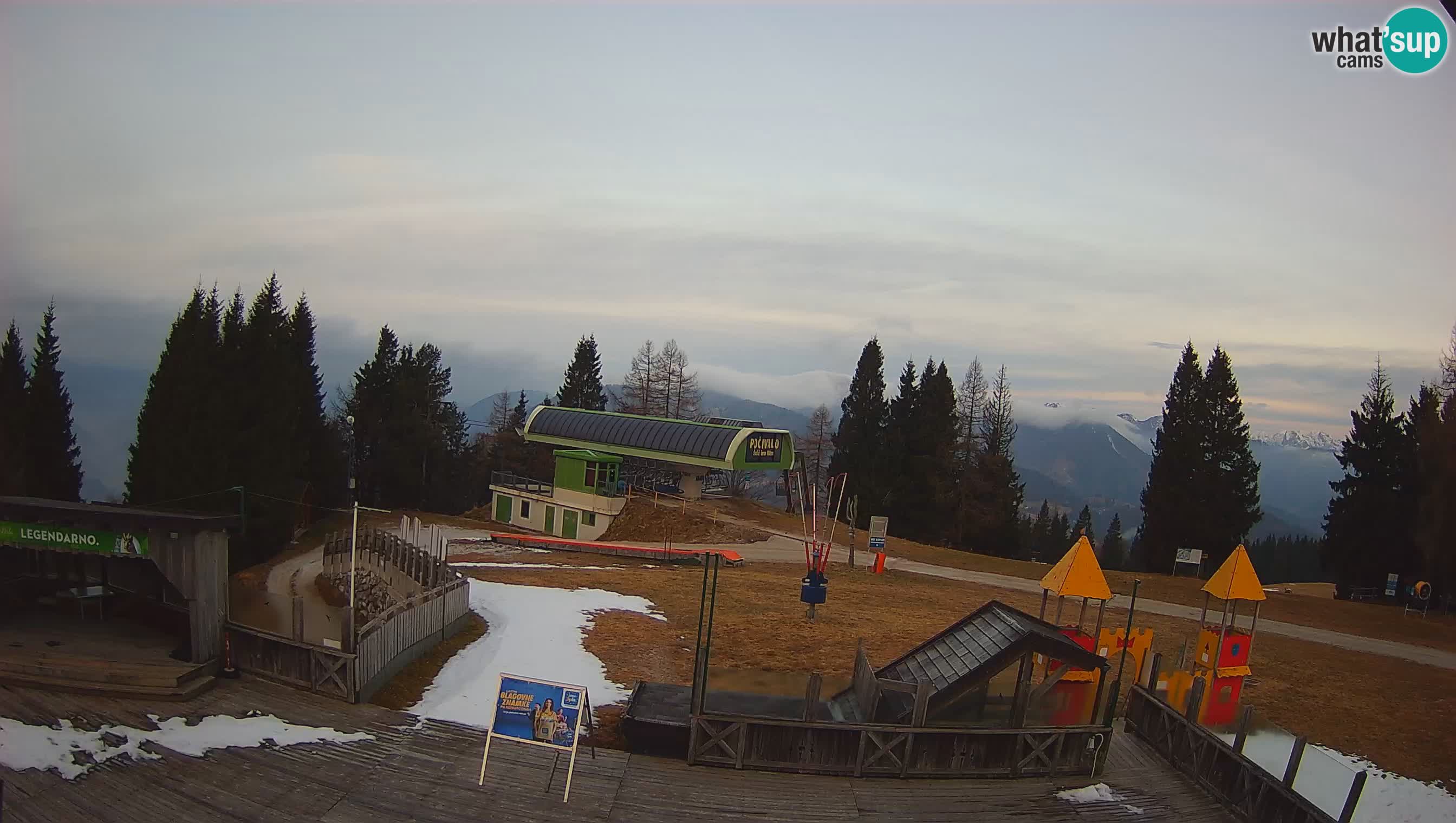 Alpska Perla Ski hotel Cerkno Počivalo webcam – Slovenia