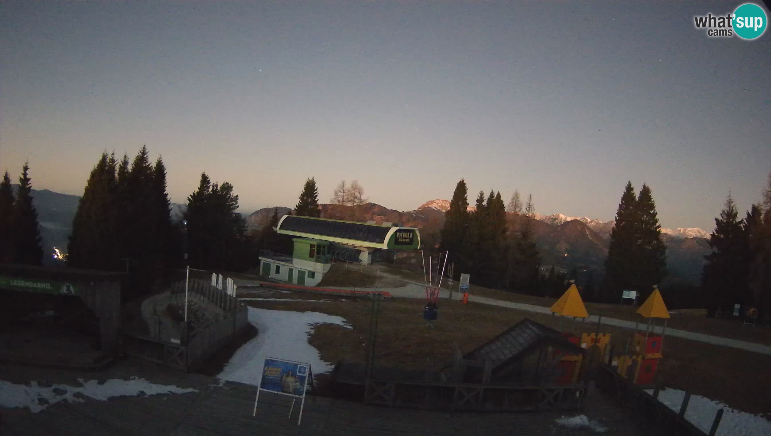 Alpska Perla kamera Cerkno Počivalo