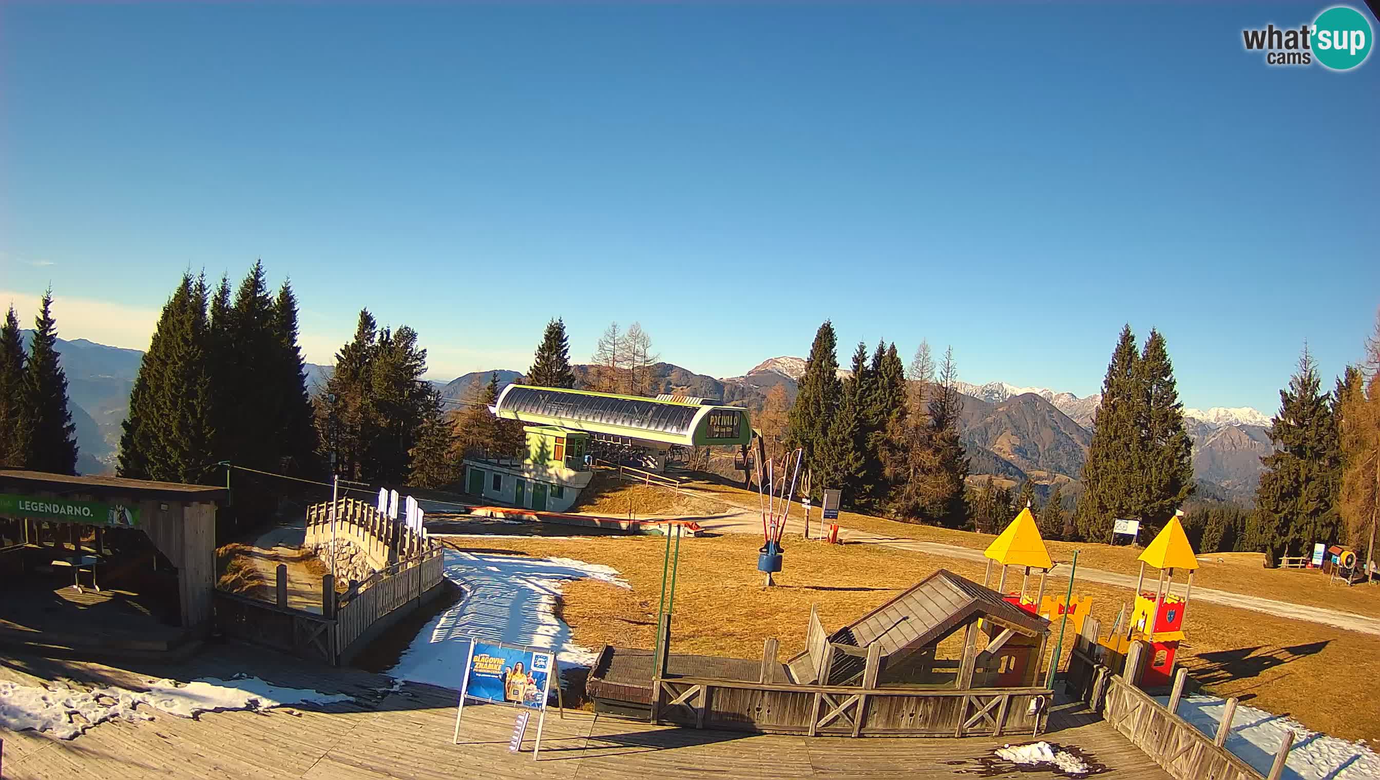 Alpska Perla Ski hotel Cerkno Počivalo webcam – Slovenia