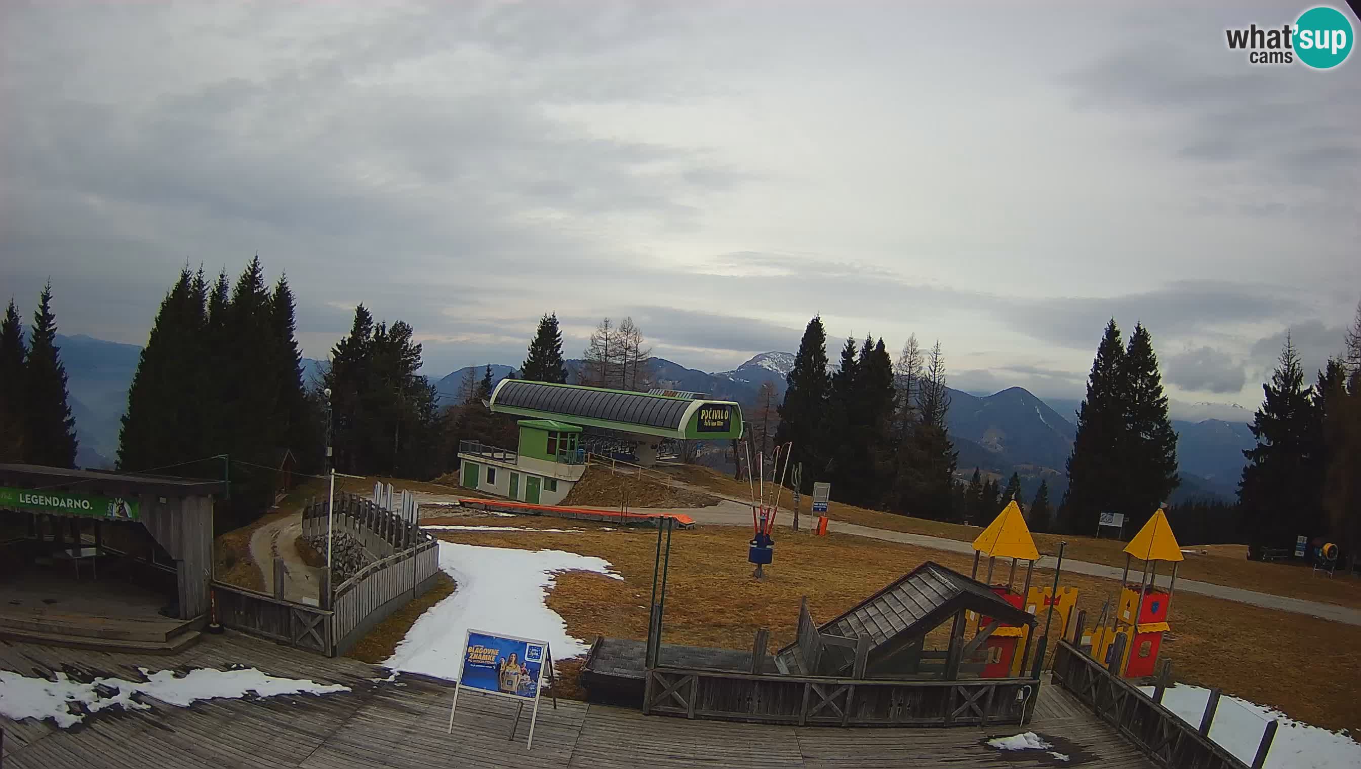 Cámara web Počivalo – Alpska Perla | Vista en vivo desde la estación de esquí Cerkno