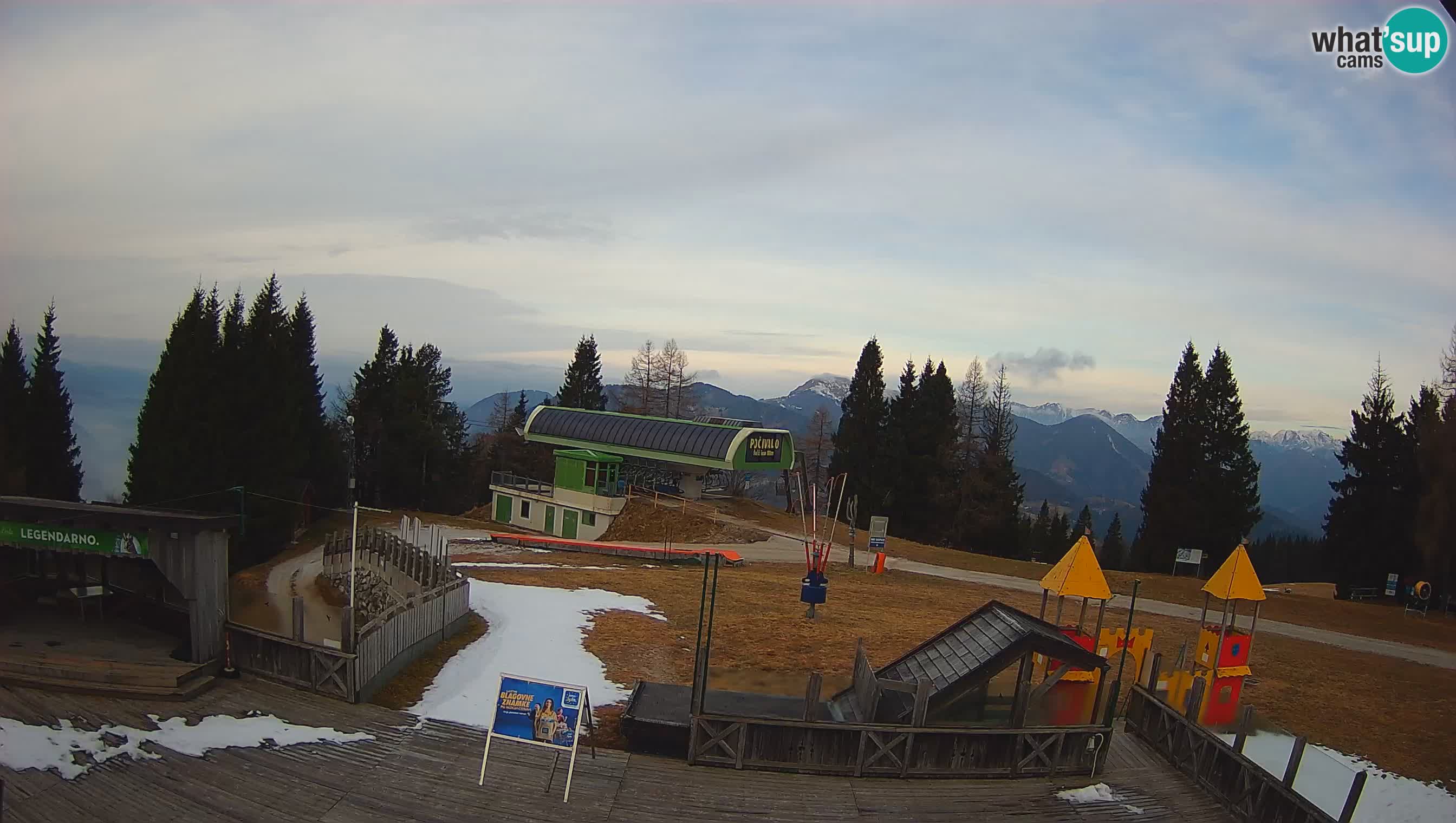 Alpska Perla Ski hotel Cerkno Počivalo webcam – Slovenia