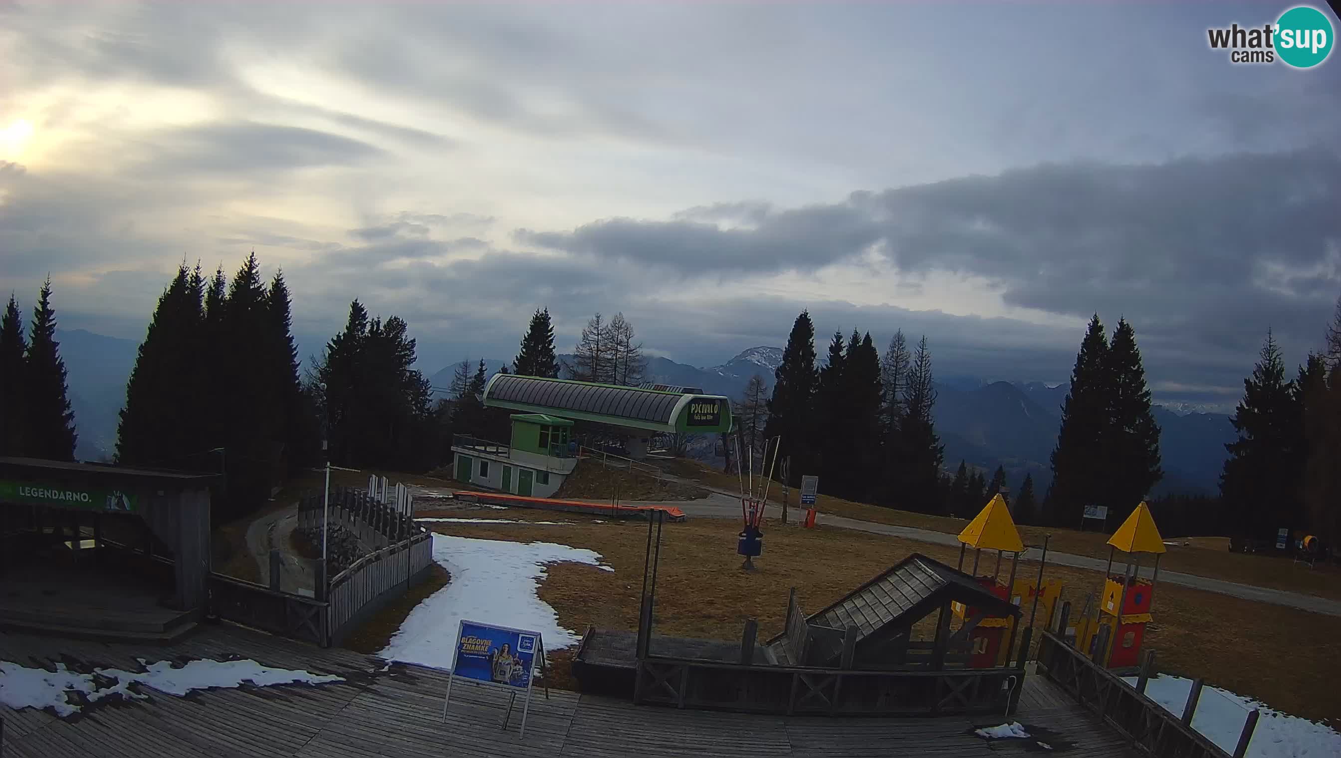 Cámara web Počivalo – Alpska Perla | Vista en vivo desde la estación de esquí Cerkno