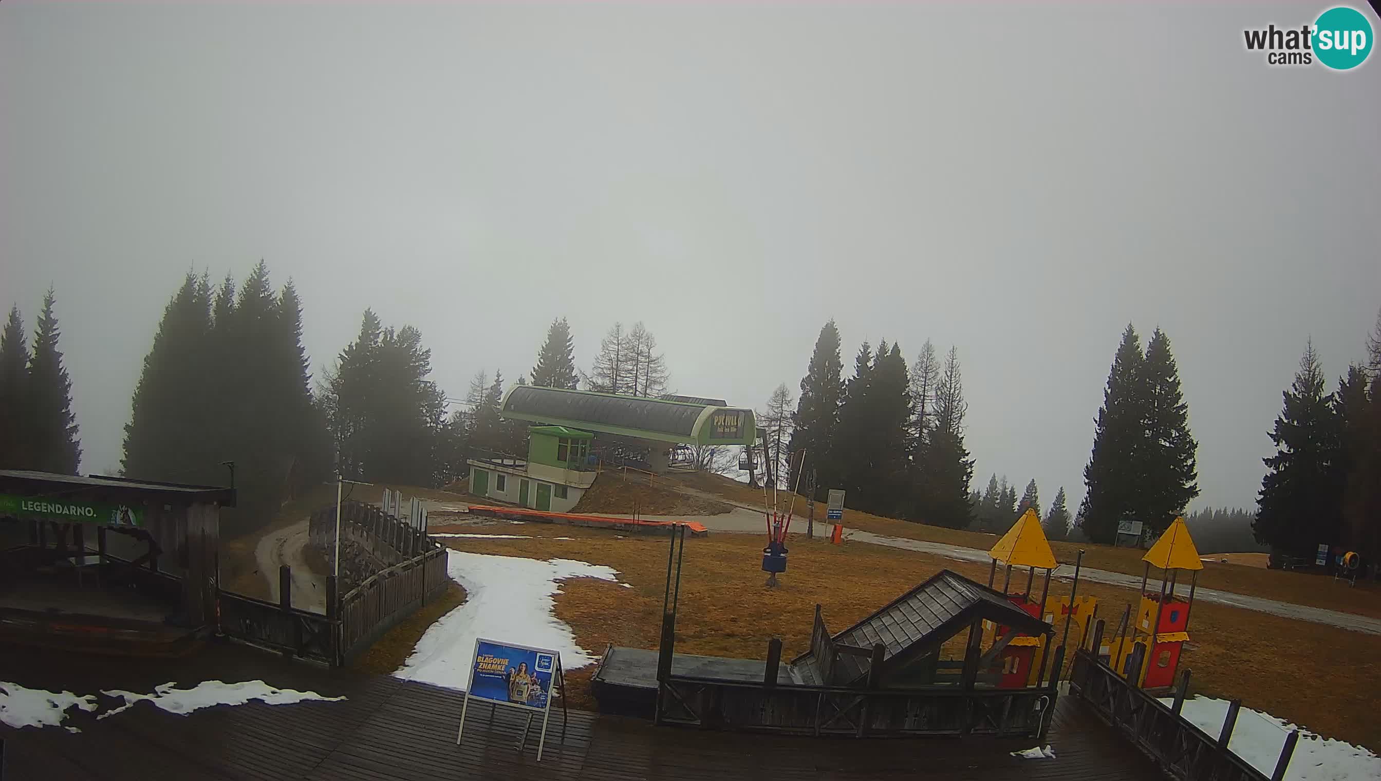 Webcam de la station de ski des Alpes slovènes à Cerkno Počivalo